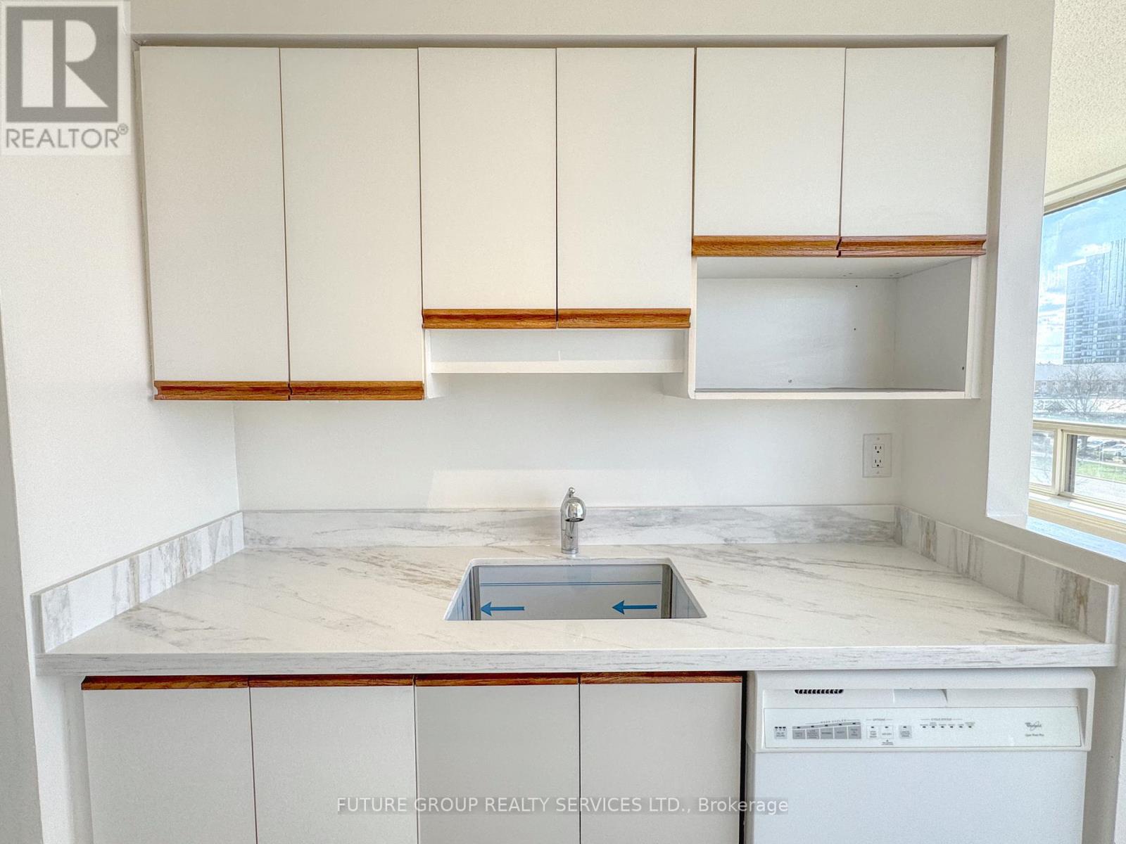 504 - 160 Alton Towers Circle, Toronto (milliken), Ontario