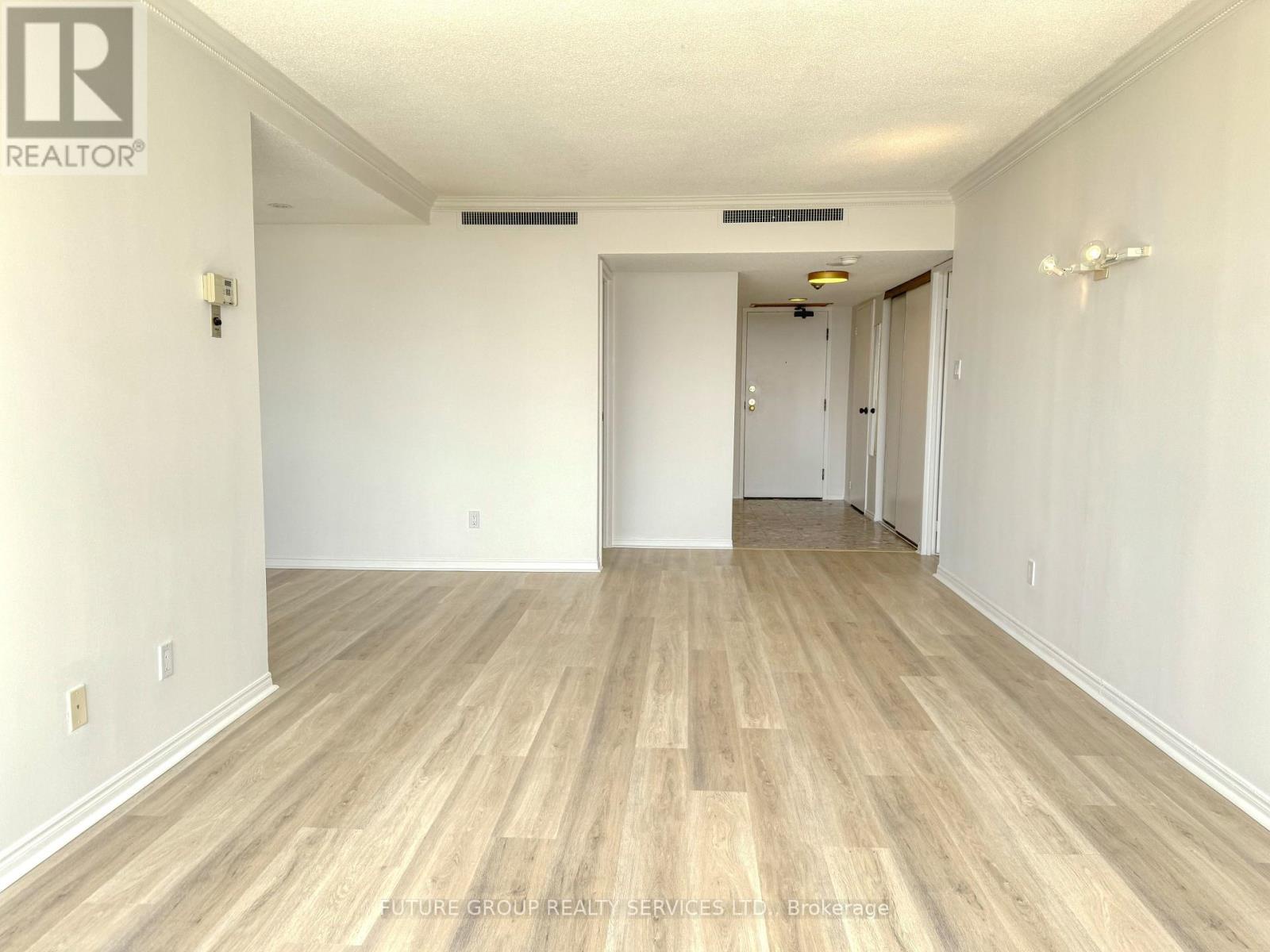 504 - 160 Alton Towers Circle, Toronto (milliken), Ontario