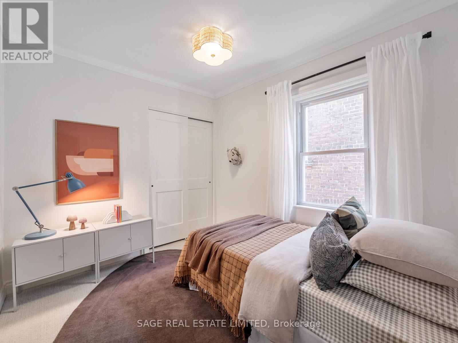 97 Bowmore Road E, Toronto (woodbine Corridor), Ontario