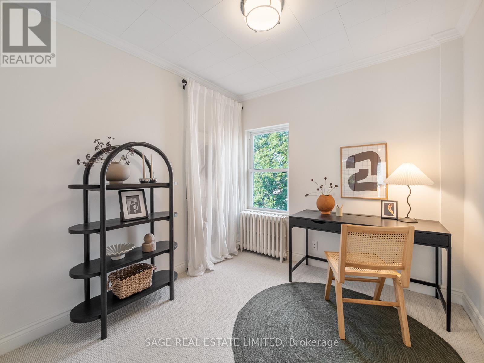 97 Bowmore Road E, Toronto (woodbine Corridor), Ontario