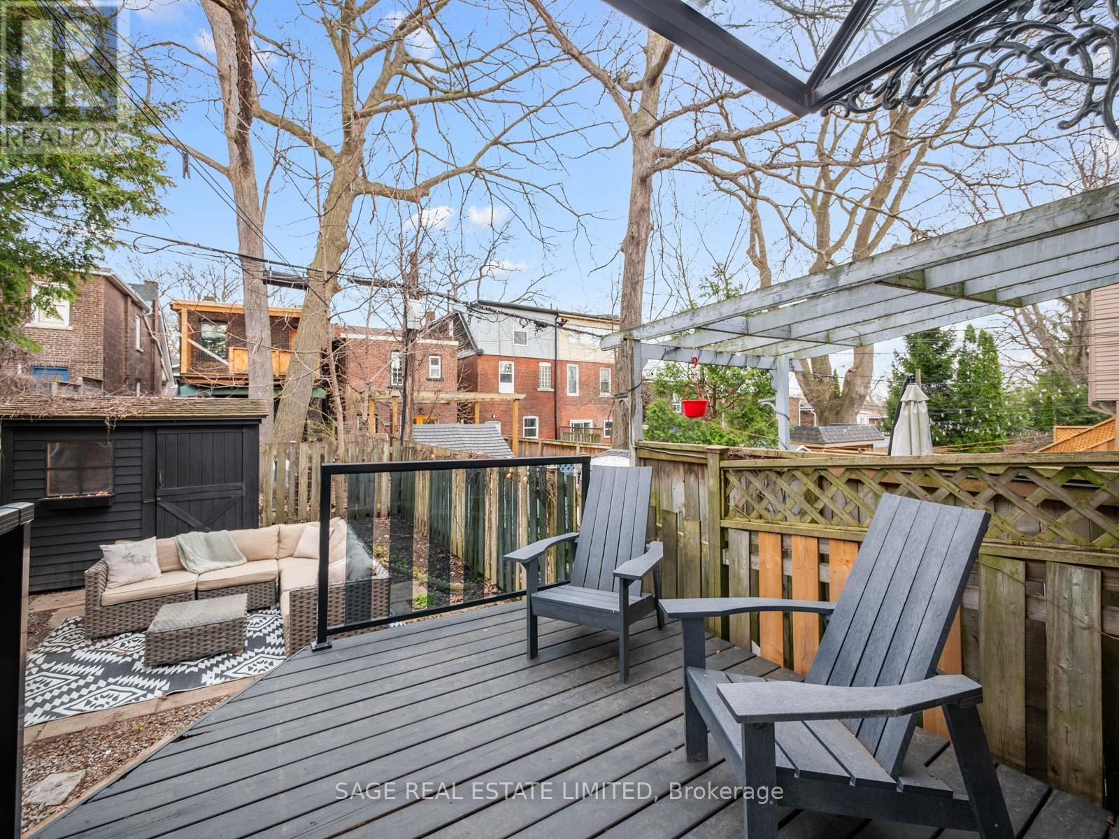 97 Bowmore Road E, Toronto (woodbine Corridor), Ontario