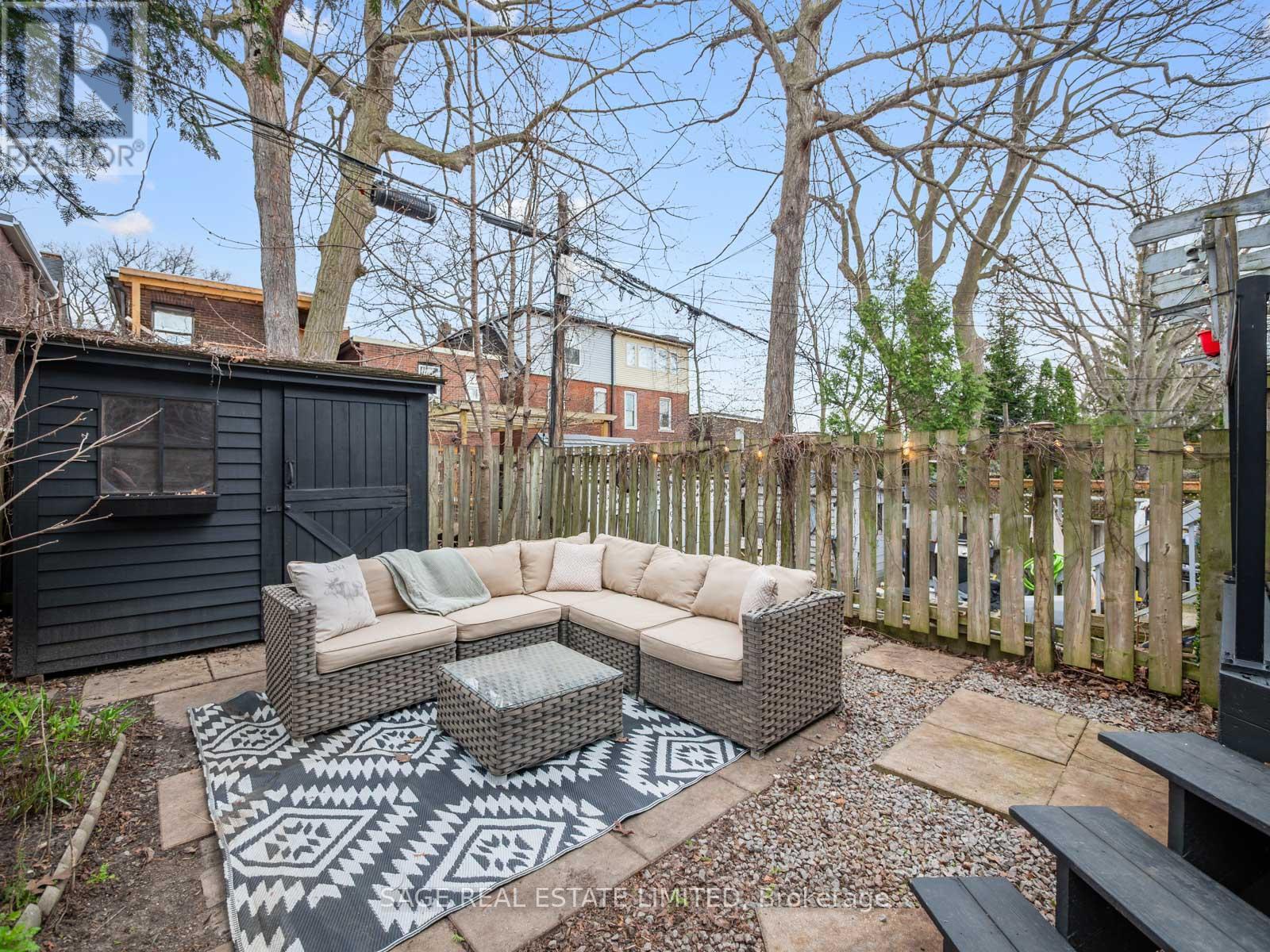 97 Bowmore Road E, Toronto (woodbine Corridor), Ontario