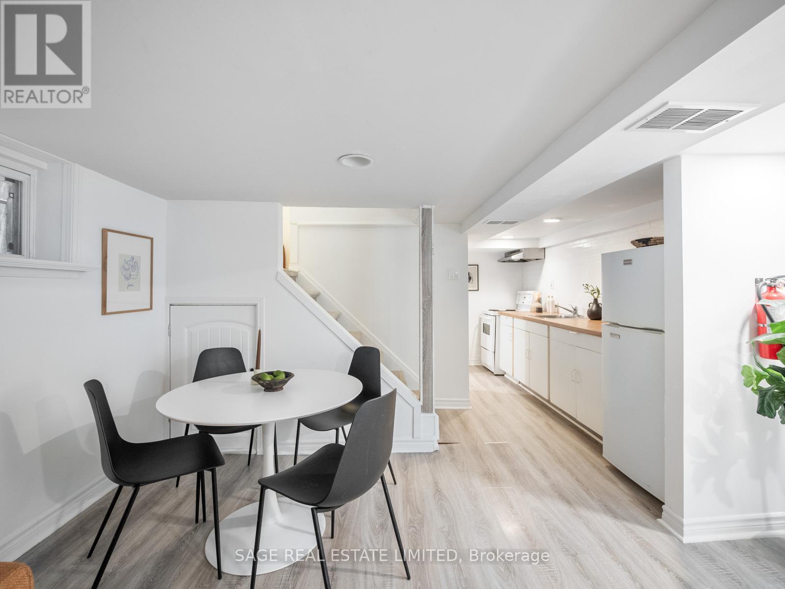 97 Bowmore Road E, Toronto (woodbine Corridor), Ontario