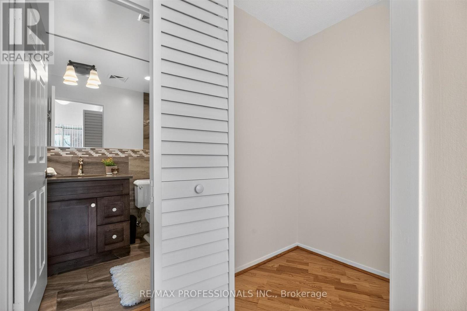 620 - 20 Southport Street, Toronto (high Park-swansea), Ontario