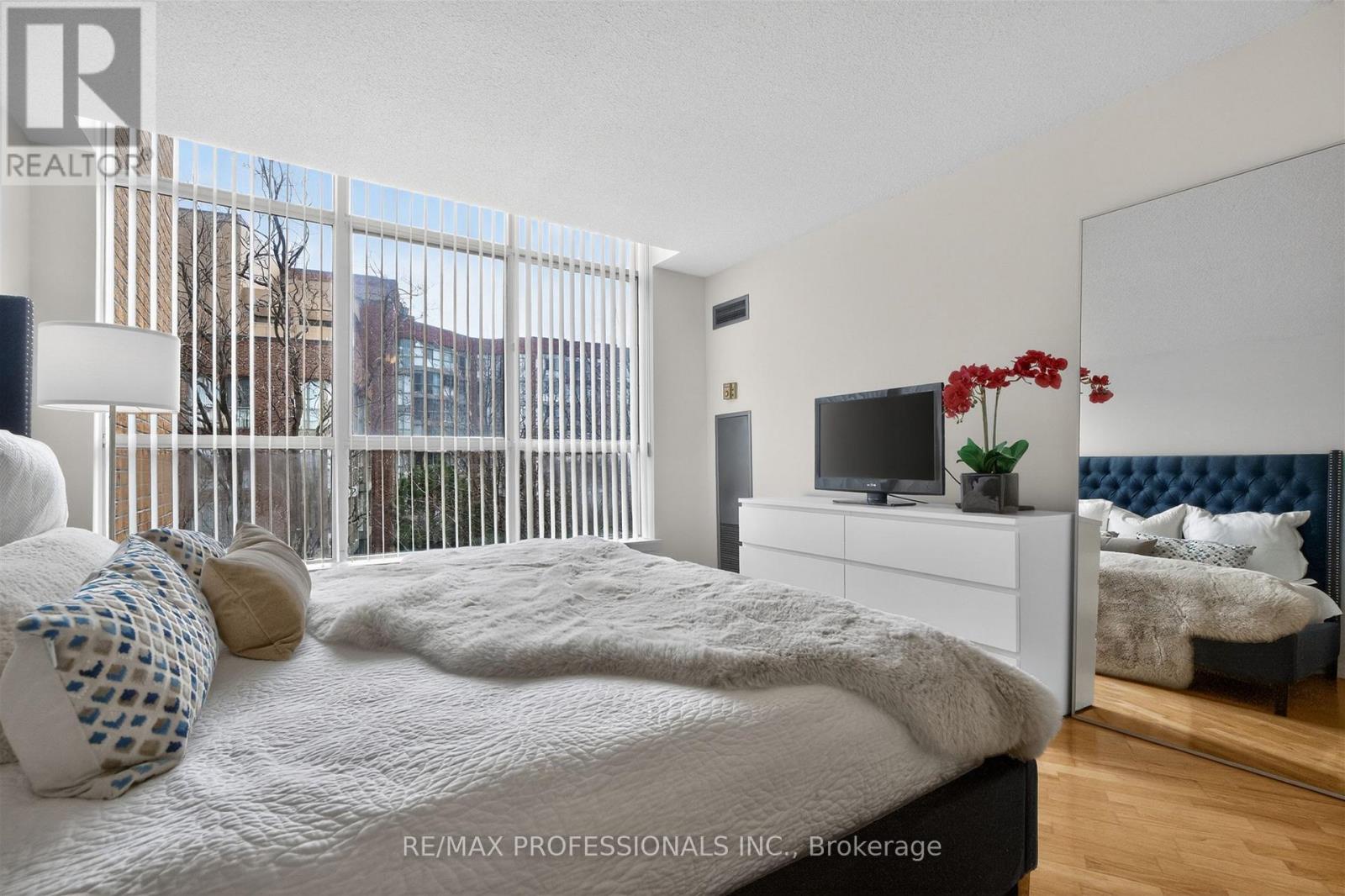 620 - 20 Southport Street, Toronto (high Park-swansea), Ontario