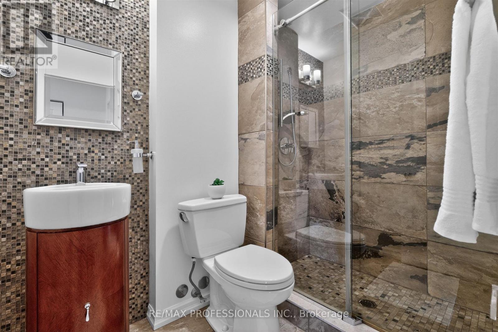 620 - 20 Southport Street, Toronto (high Park-swansea), Ontario