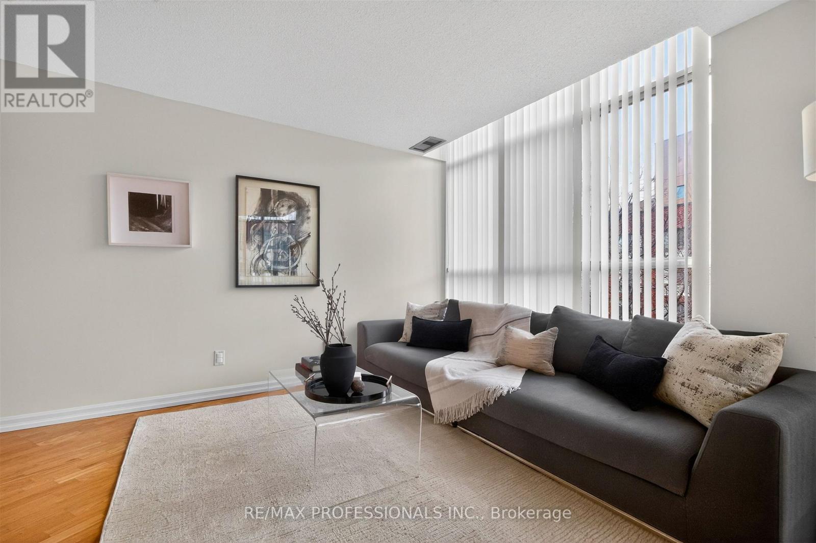 620 - 20 Southport Street, Toronto (high Park-swansea), Ontario