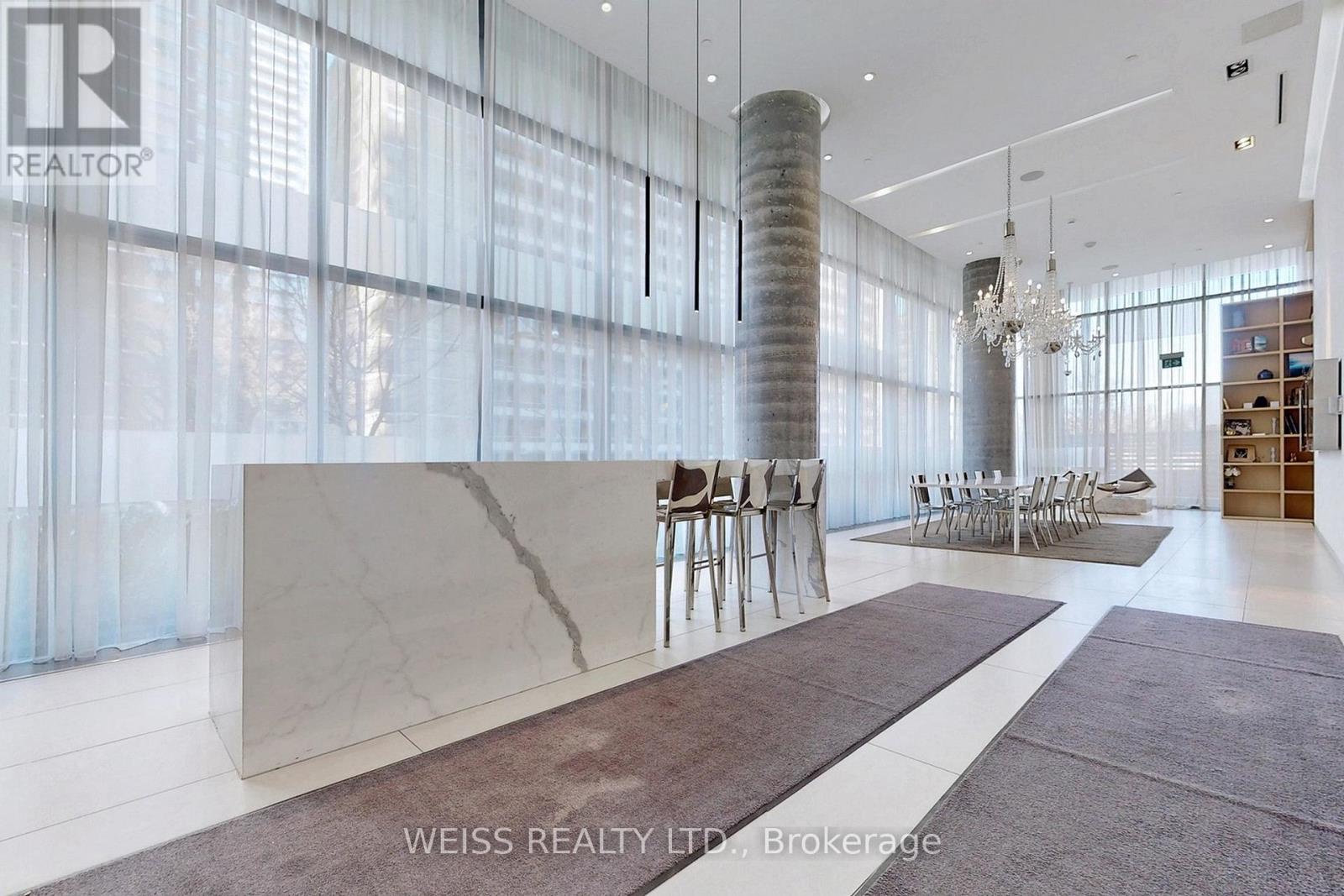 520 - 185 Roehampton Avenue, Toronto (mount Pleasant West), Ontario