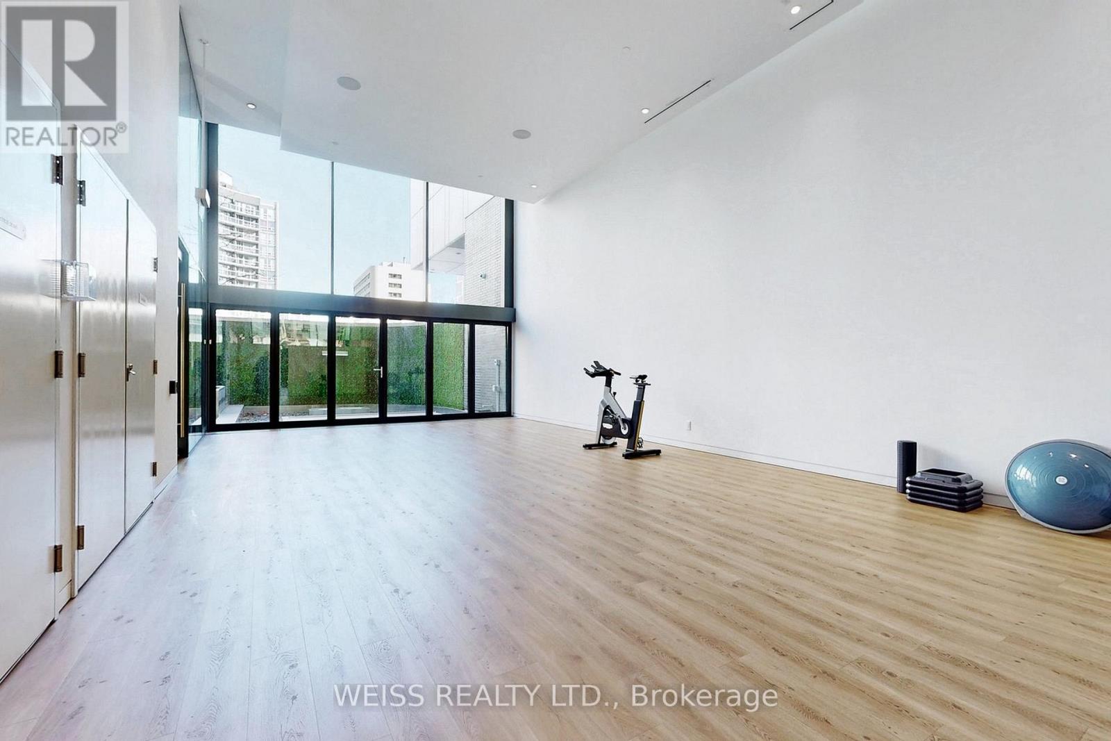 520 - 185 Roehampton Avenue, Toronto (mount Pleasant West), Ontario