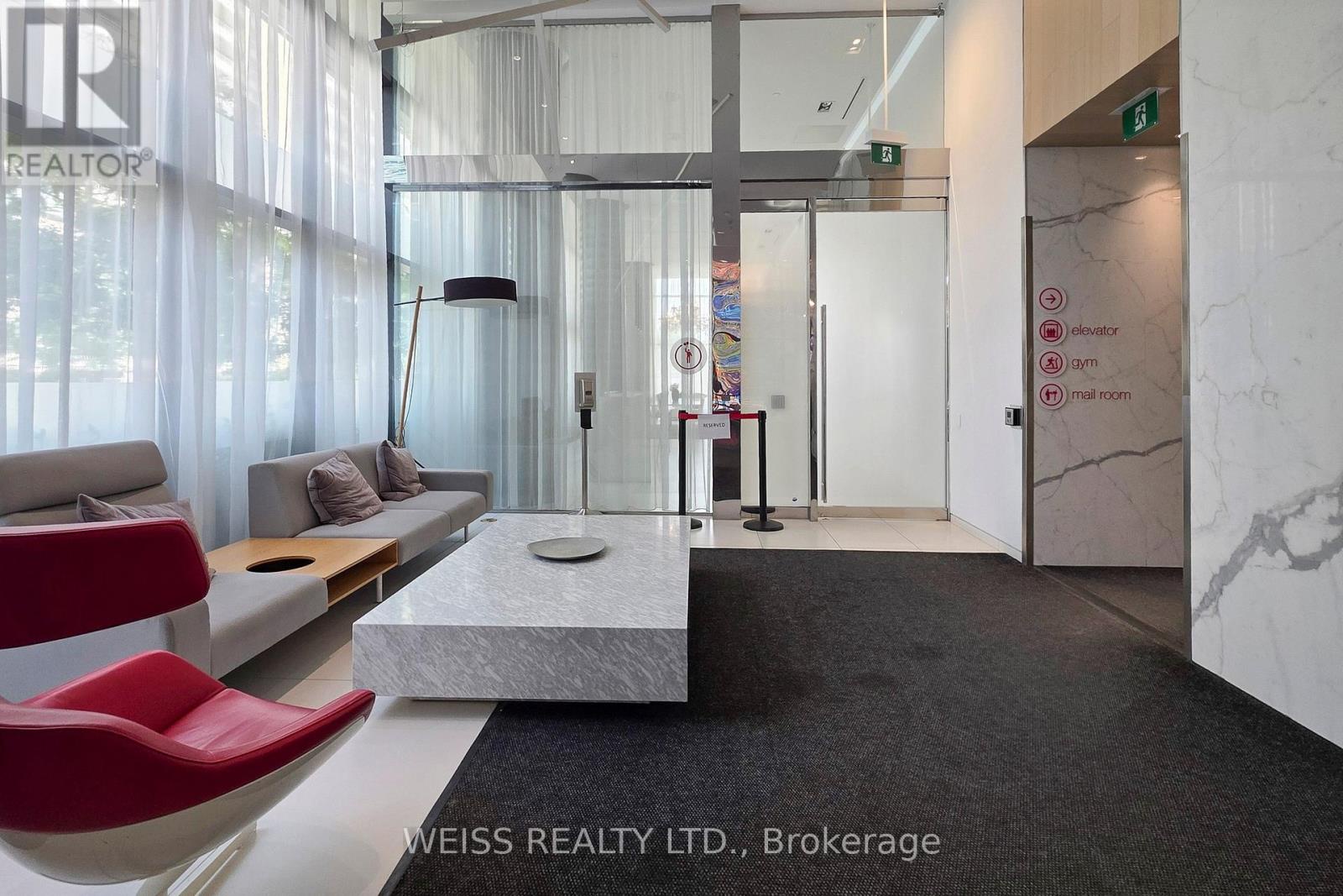 520 - 185 Roehampton Avenue, Toronto (mount Pleasant West), Ontario