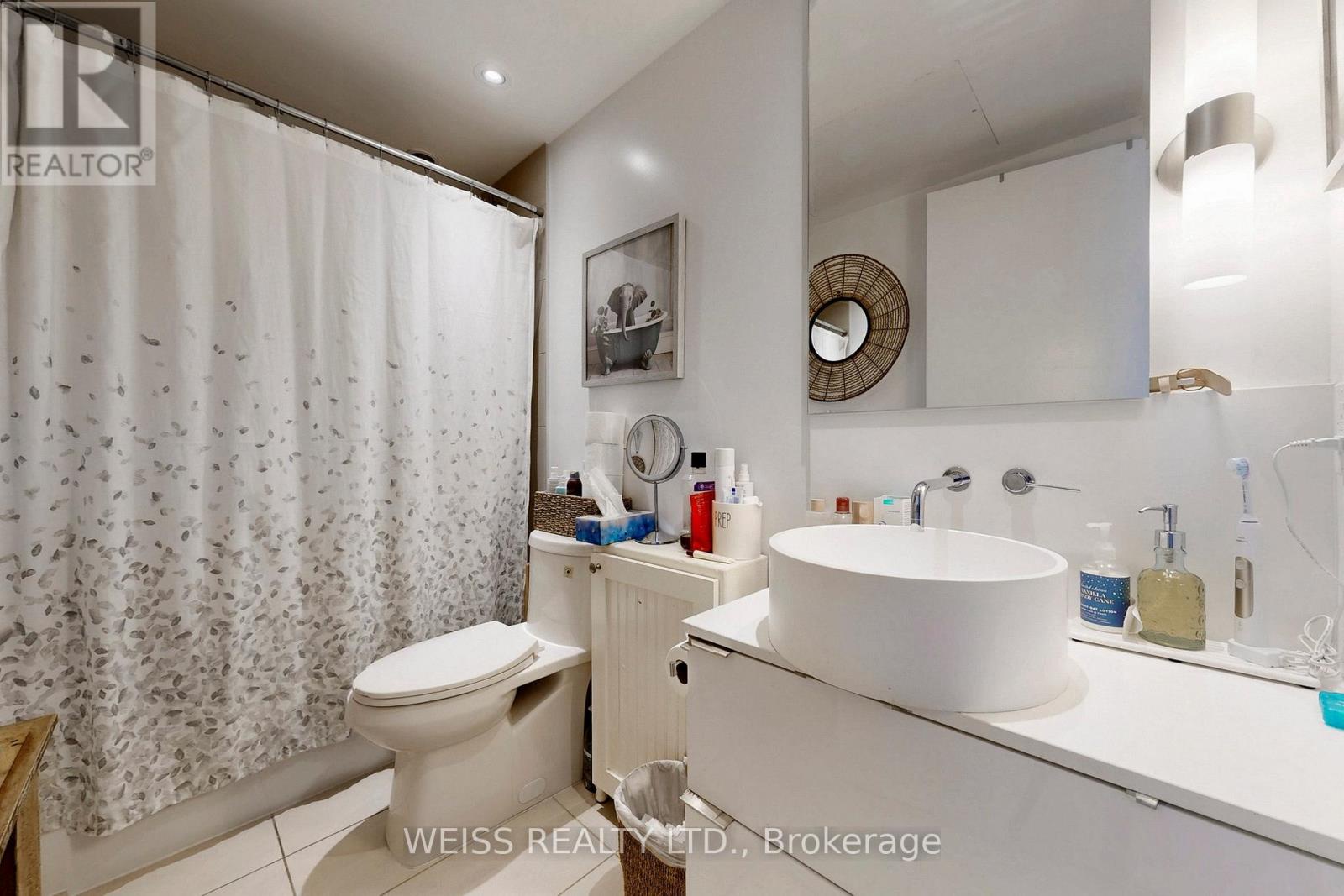 520 - 185 Roehampton Avenue, Toronto (mount Pleasant West), Ontario