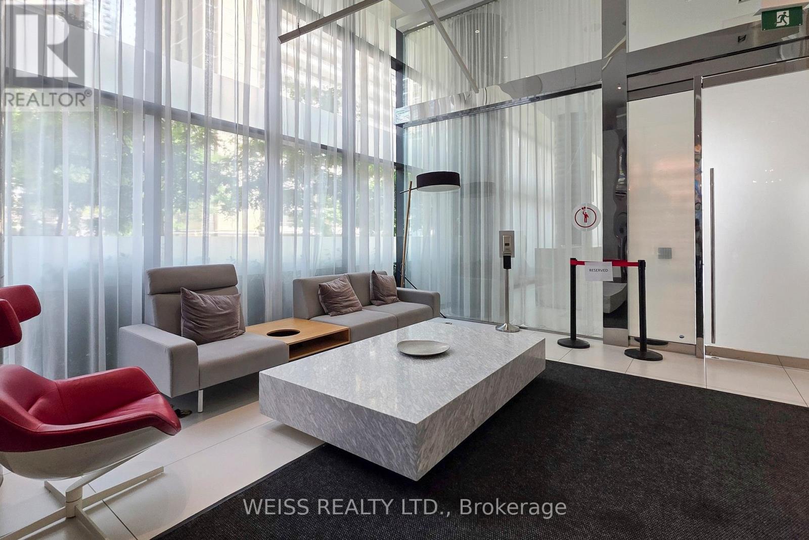 520 - 185 Roehampton Avenue, Toronto (mount Pleasant West), Ontario