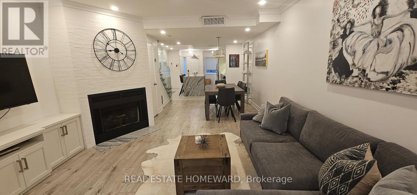 5 - 122 Glen Manor Drive, Toronto (the Beaches), Ontario