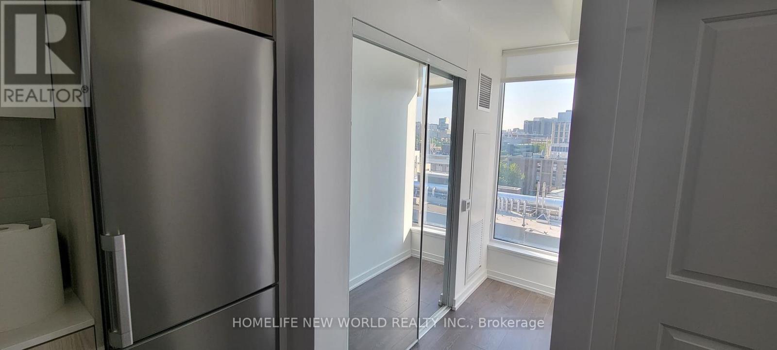 906 - 203 College Street, Toronto (kensington-chinatown), Ontario