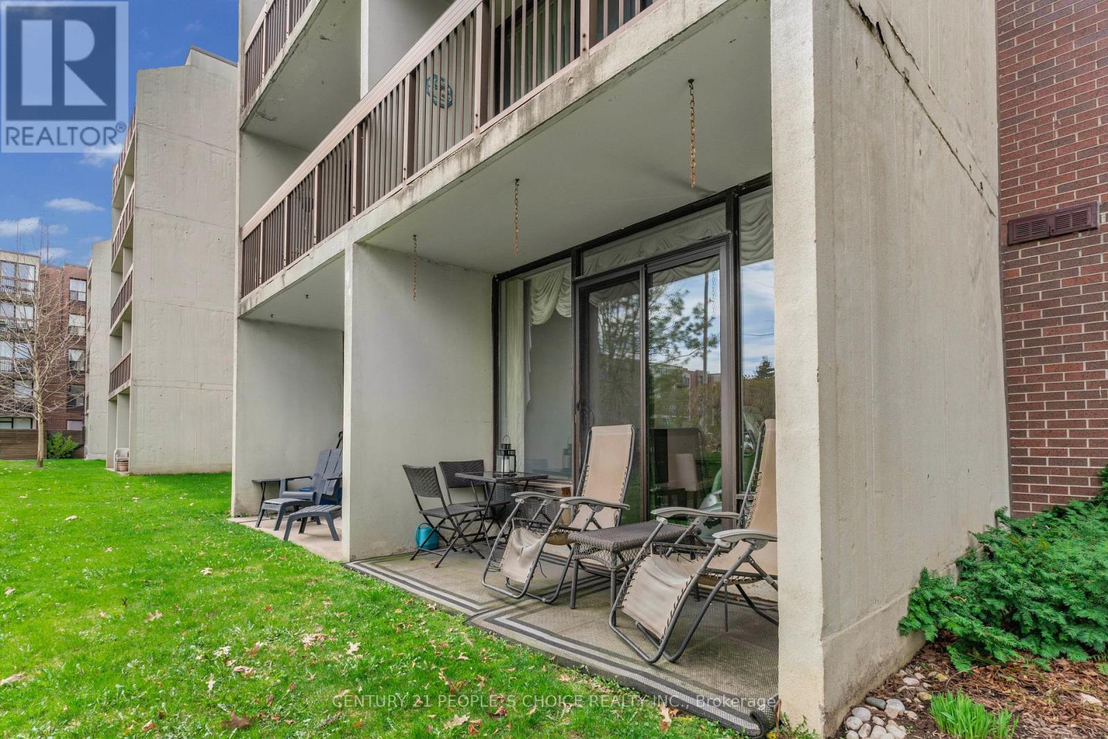 105 - 20 Fashion Roseway, Toronto (willowdale East), Ontario