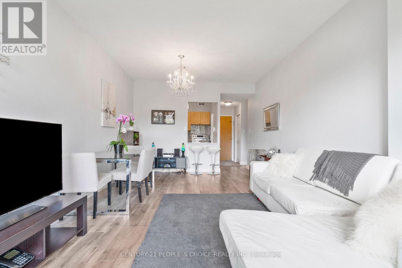 105 - 20 Fashion Roseway, Toronto (willowdale East), Ontario