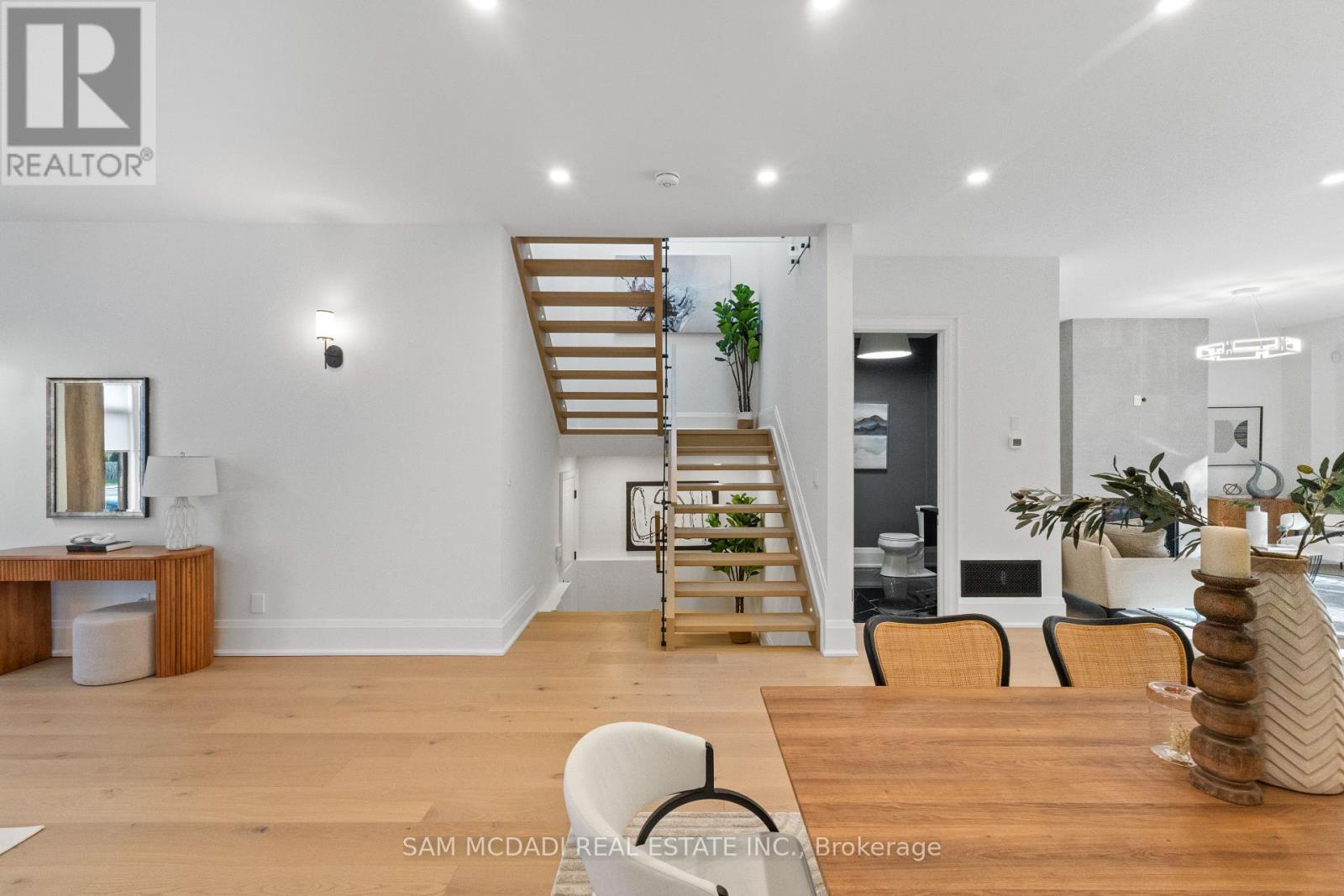 78 South Kingsway, Toronto (high Park-swansea), Ontario