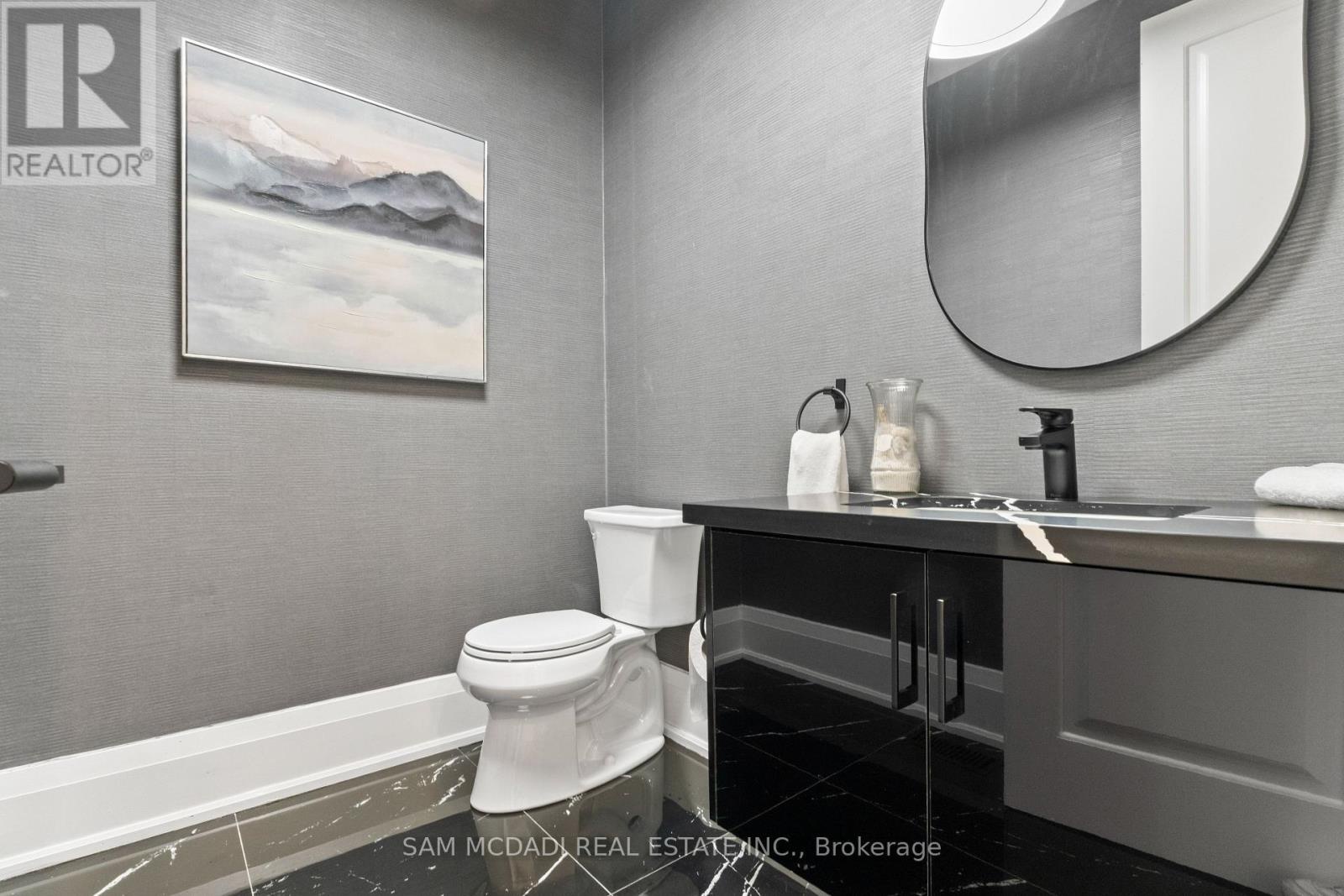 78 South Kingsway, Toronto (high Park-swansea), Ontario