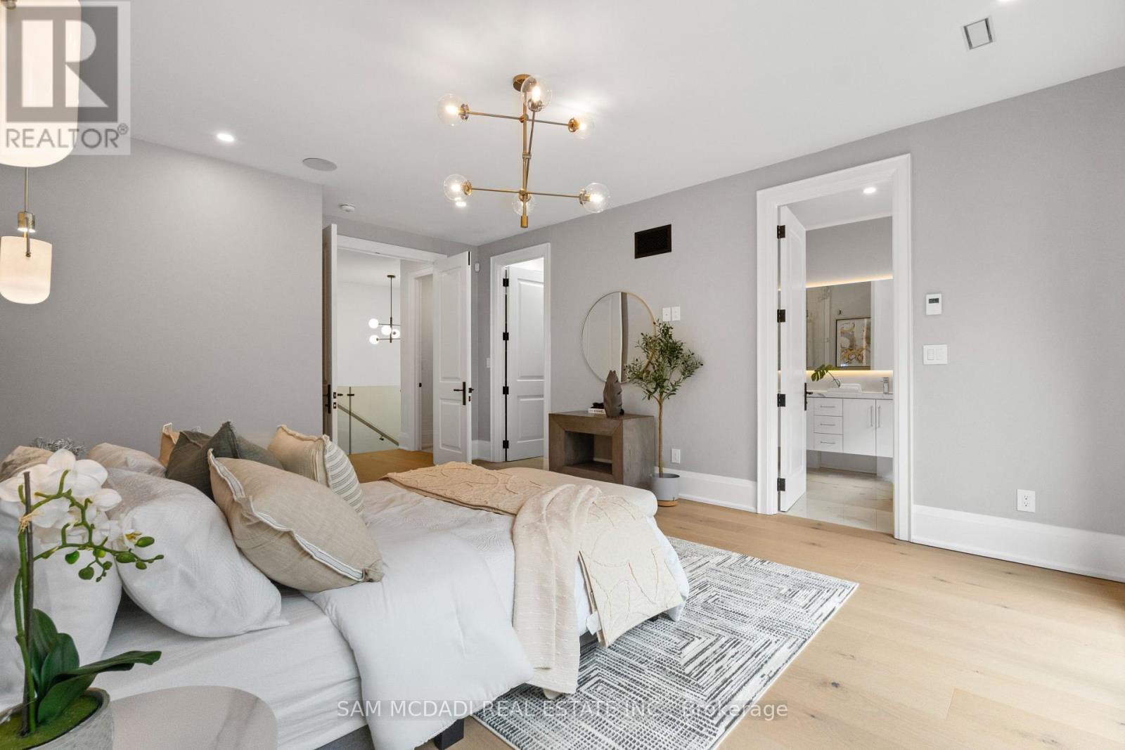 78 South Kingsway, Toronto (high Park-swansea), Ontario