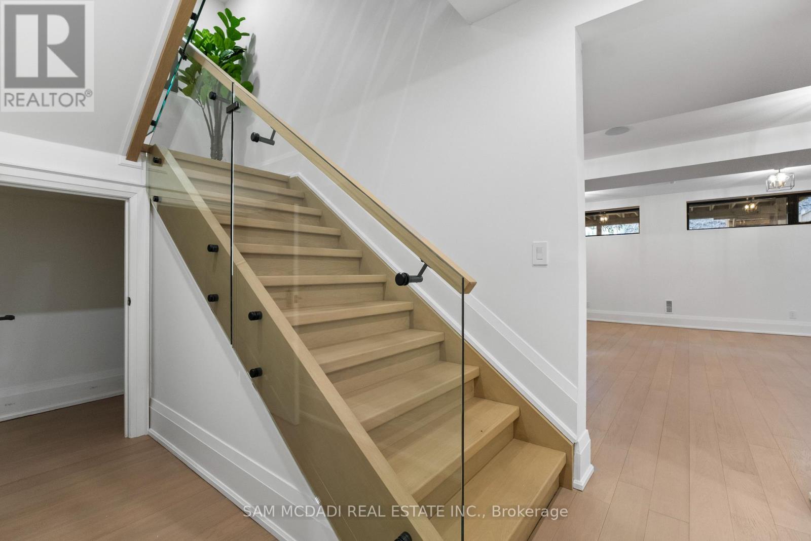 78 South Kingsway, Toronto (high Park-swansea), Ontario