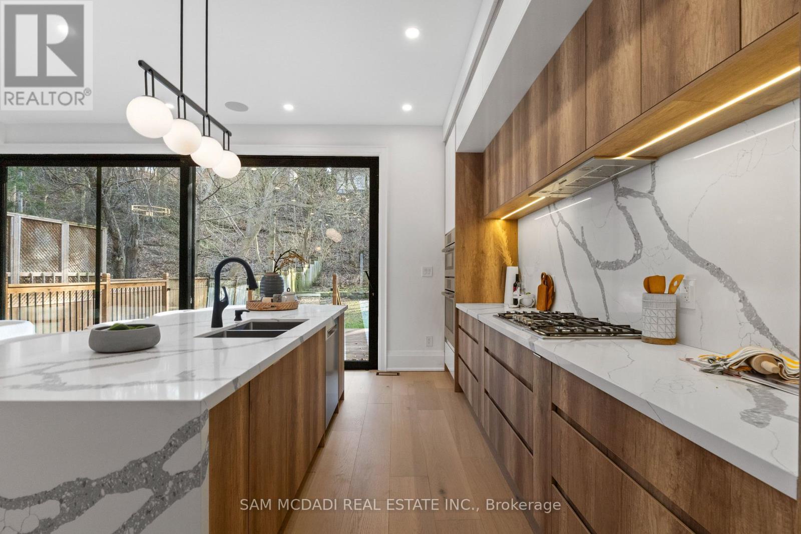 78 South Kingsway, Toronto (high Park-swansea), Ontario