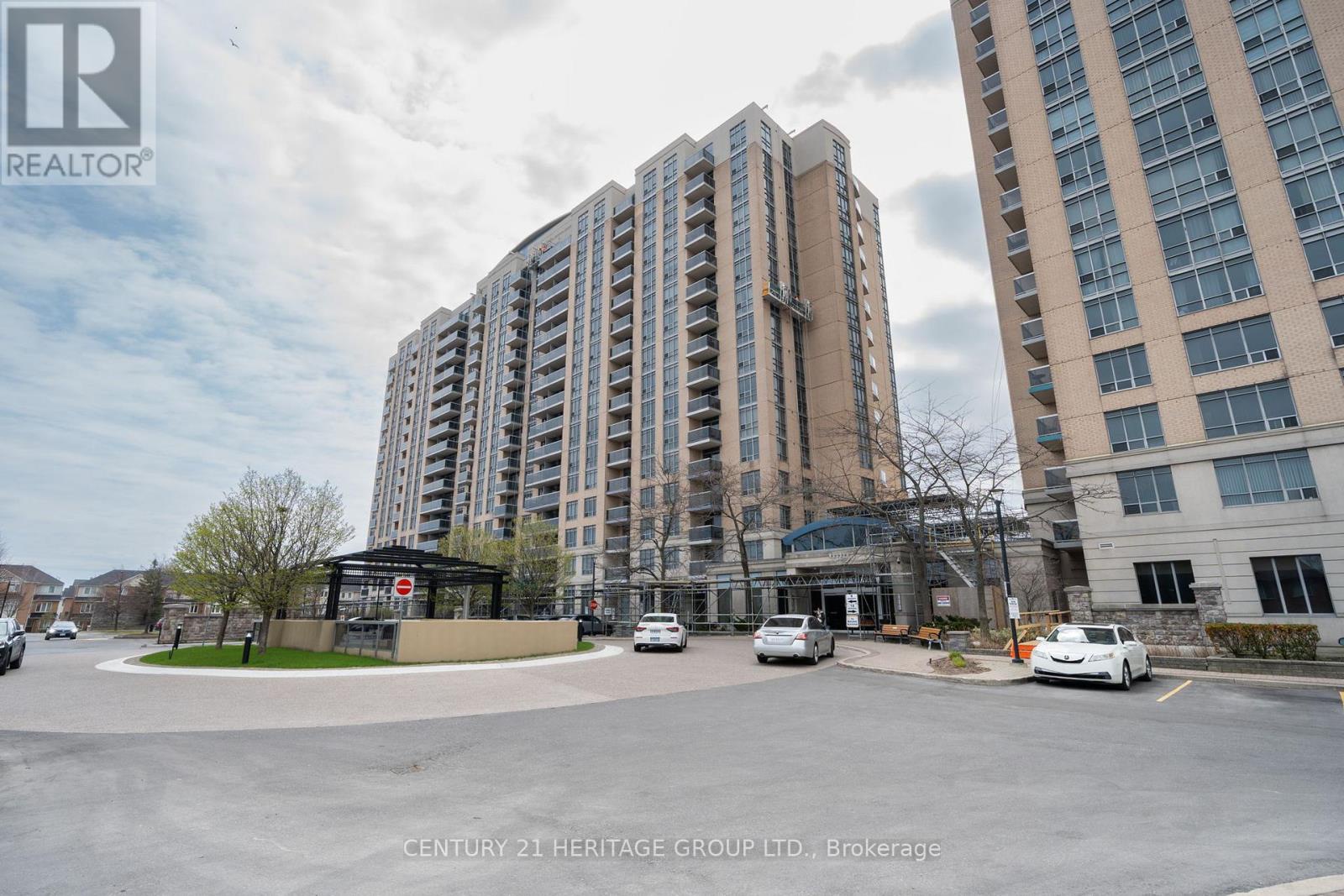 415 - 8 Mondeo Drive, Toronto (dorset Park), Ontario