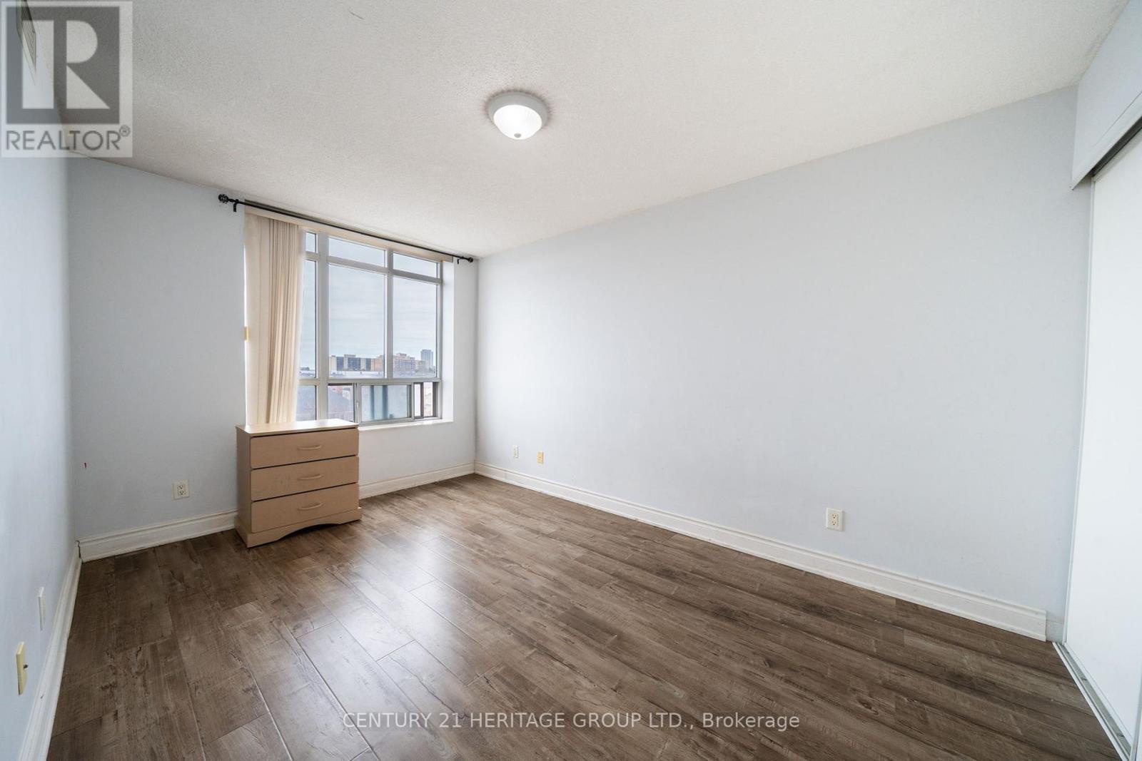 415 - 8 Mondeo Drive, Toronto (dorset Park), Ontario