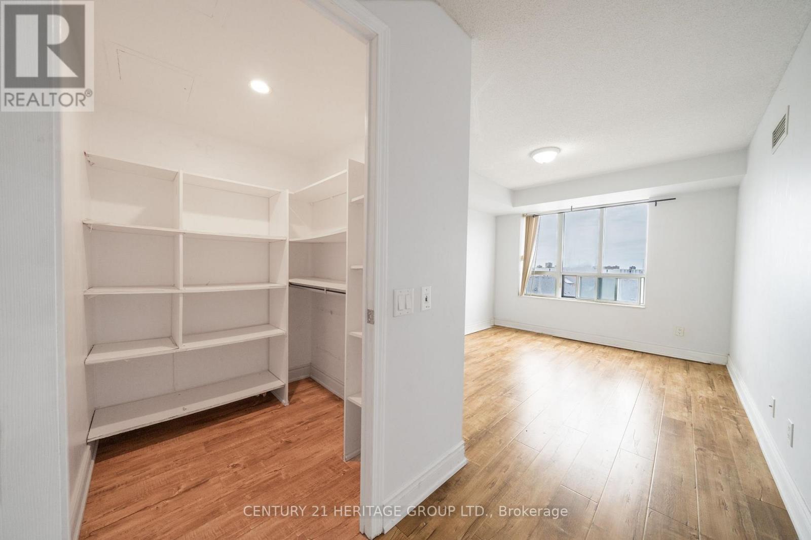 415 - 8 Mondeo Drive, Toronto (dorset Park), Ontario