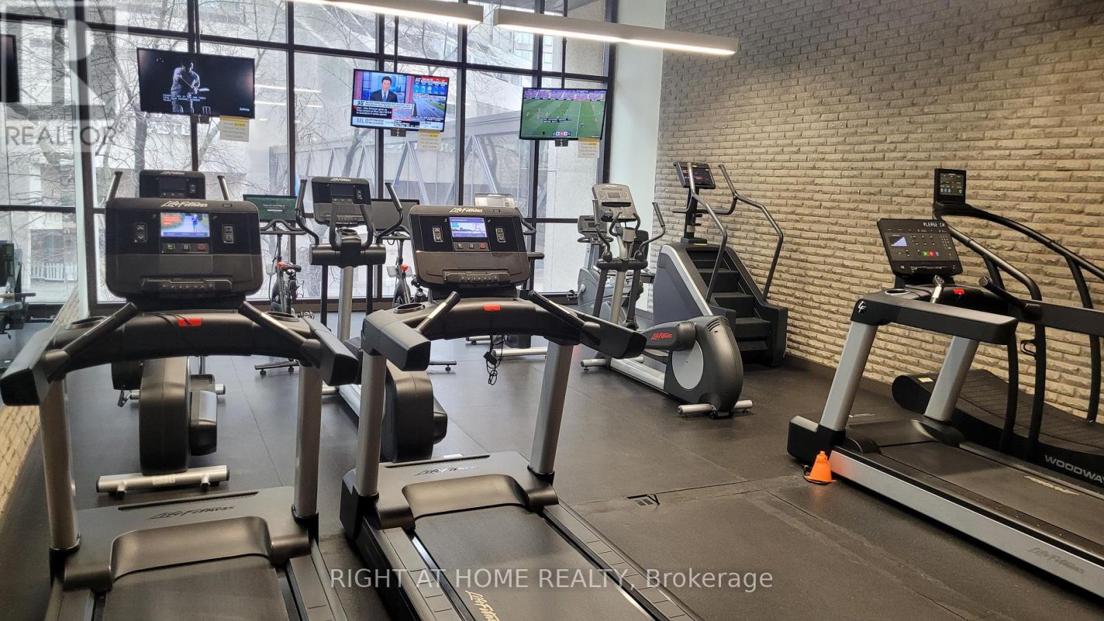 1803 - 33 Harbour Square, Toronto (waterfront Communities), Ontario