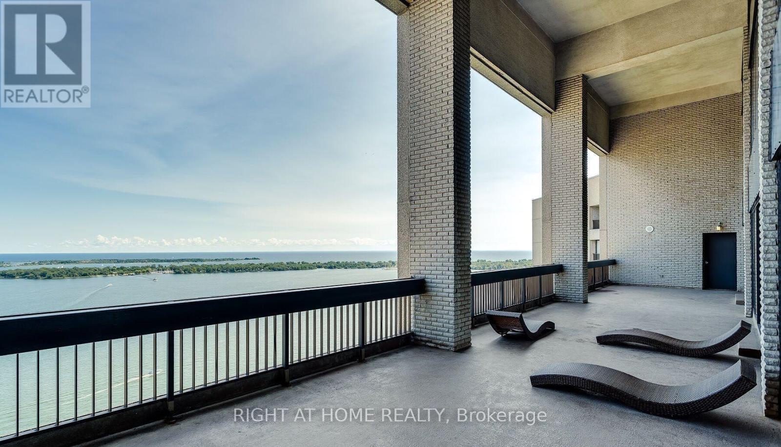 1803 - 33 Harbour Square, Toronto (waterfront Communities), Ontario