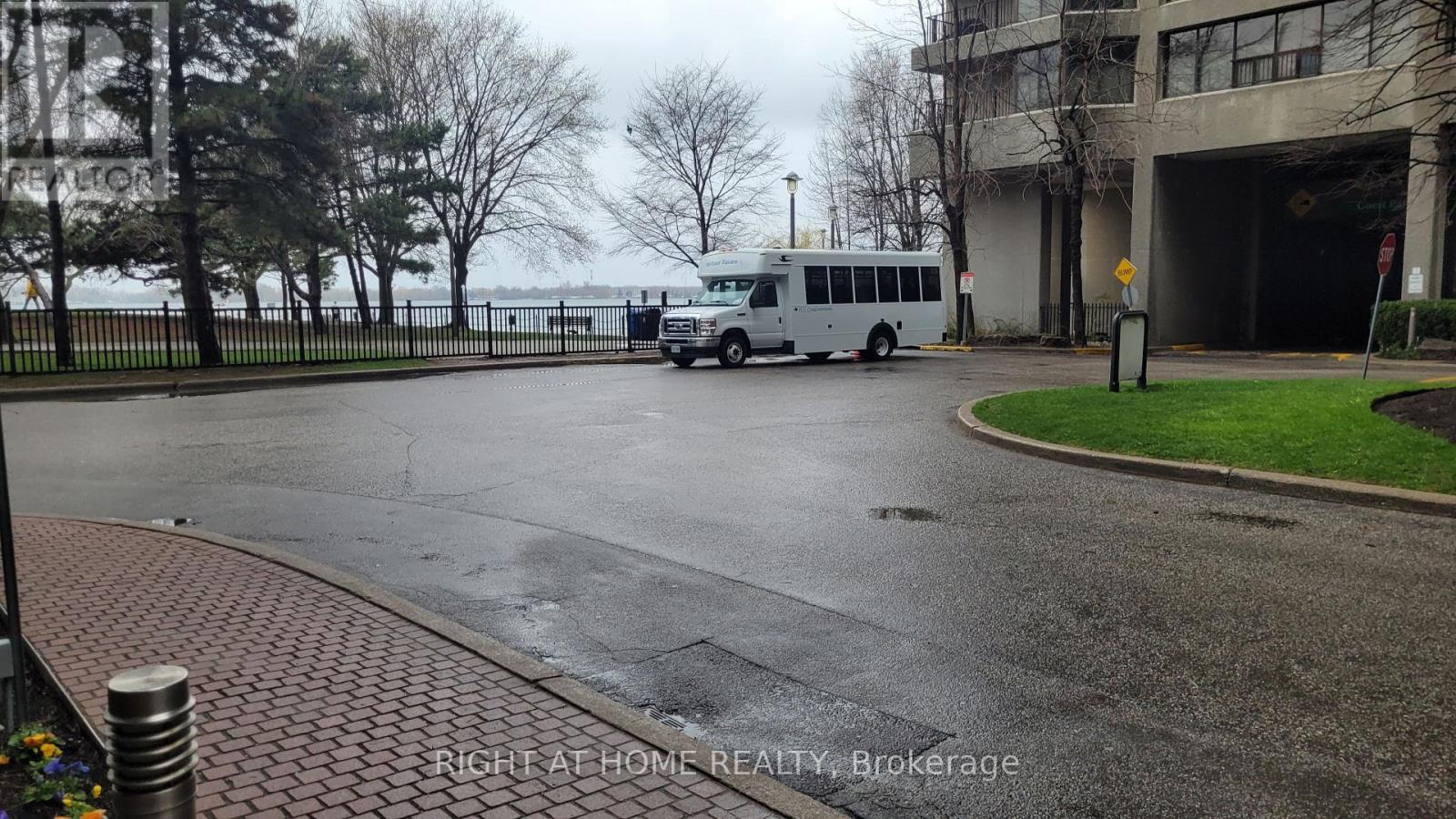 1803 - 33 Harbour Square, Toronto (waterfront Communities), Ontario