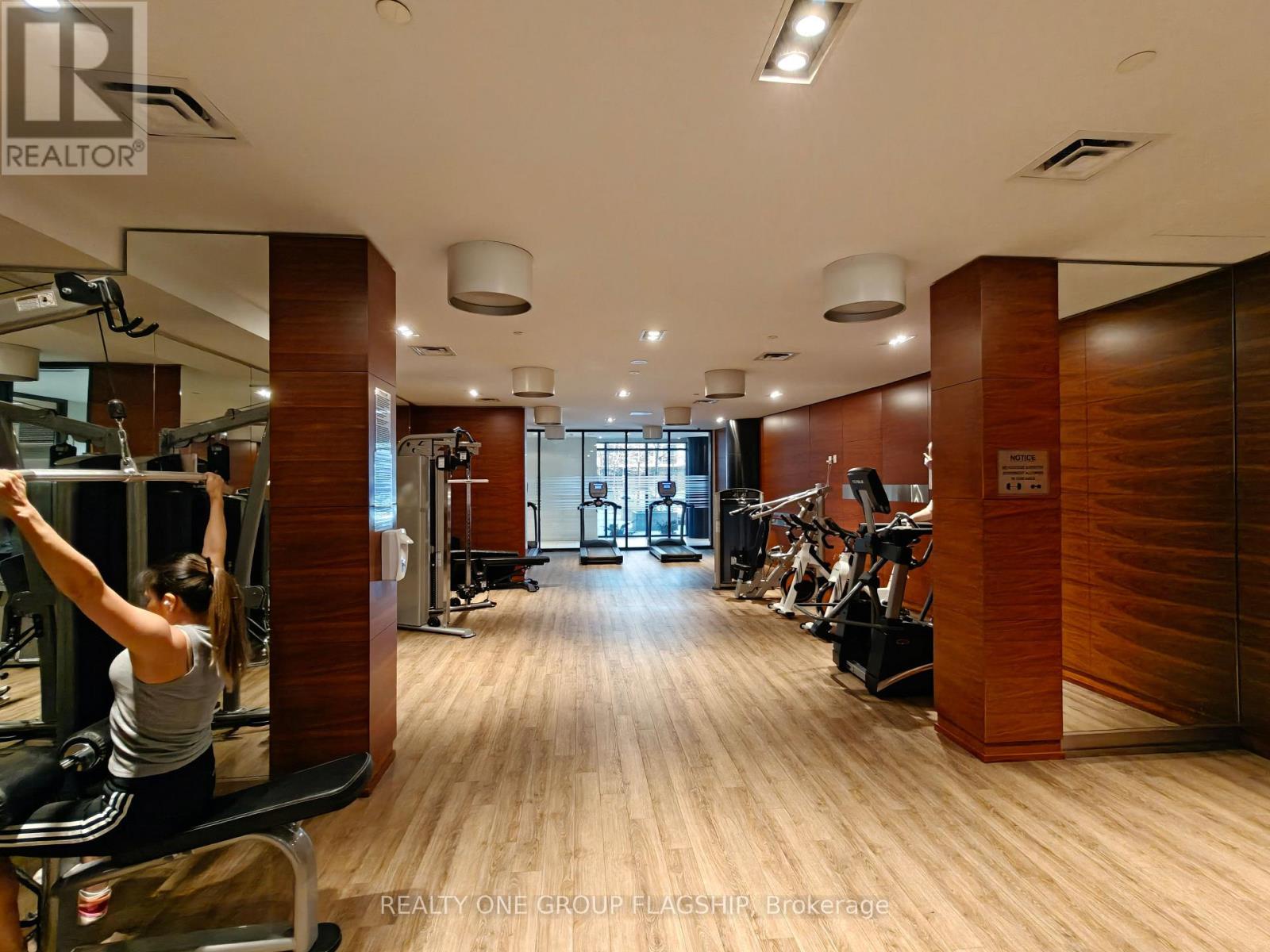 2405 - 9 Valhalla Inn Road, Toronto (islington-city Centre West), Ontario