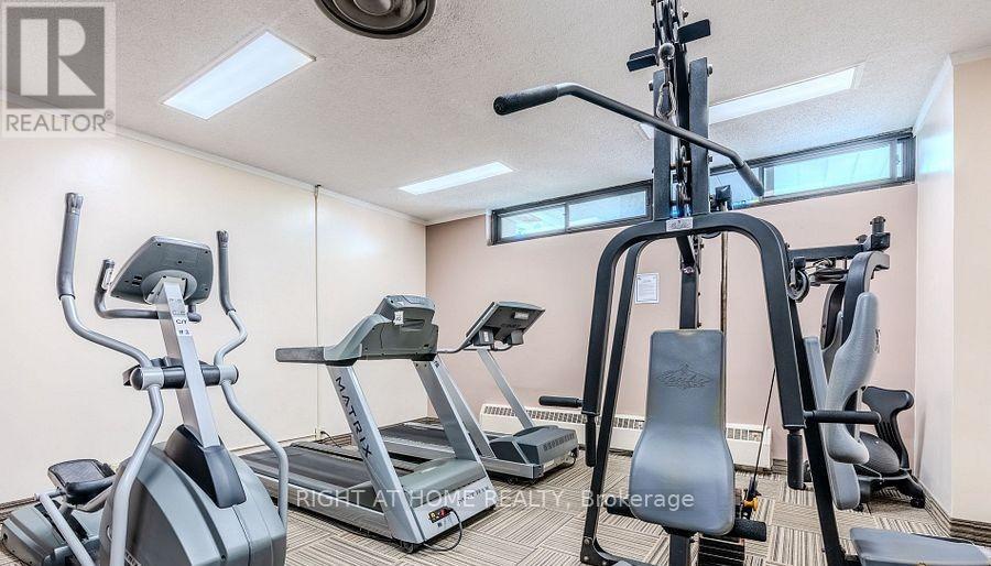 612 - 177 Linus Road, Toronto (don Valley Village), Ontario