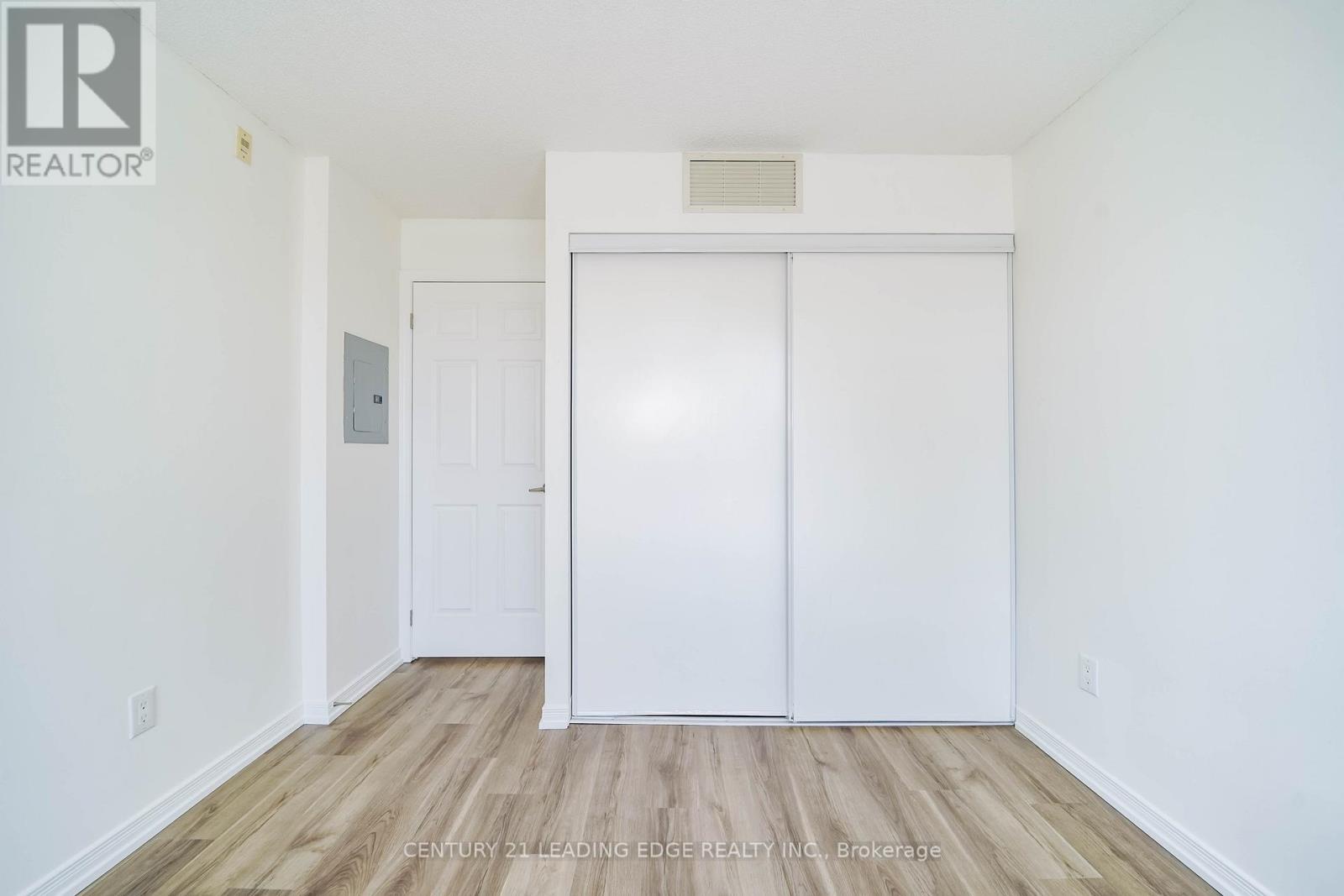 413 - 18 Valley Woods Road, Toronto (parkwoods-donalda), Ontario