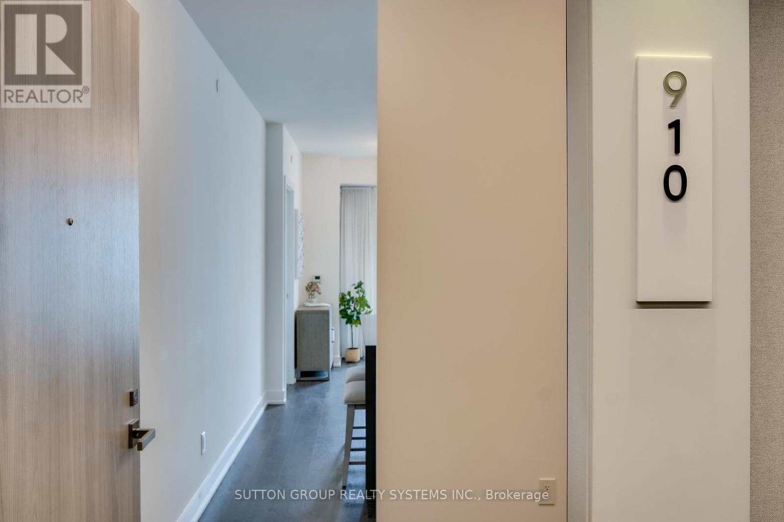 910 - 80 Vanauley Street, Toronto (kensington-chinatown), Ontario