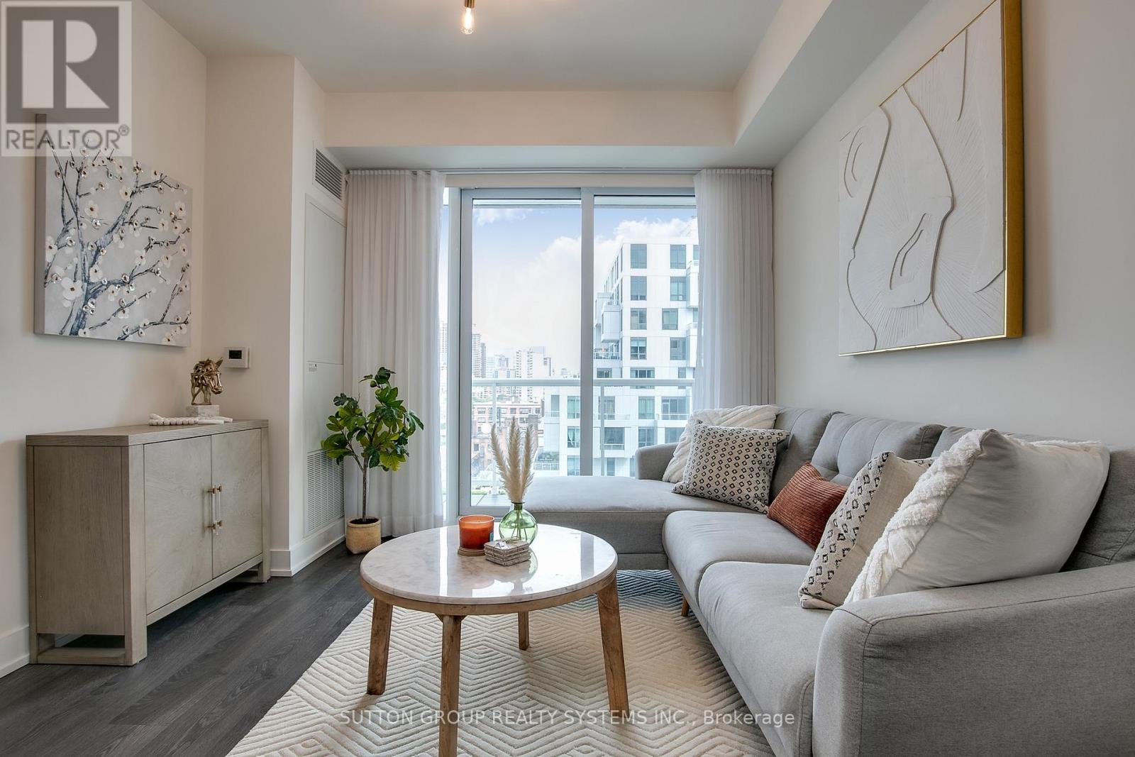 910 - 80 Vanauley Street, Toronto (kensington-chinatown), Ontario