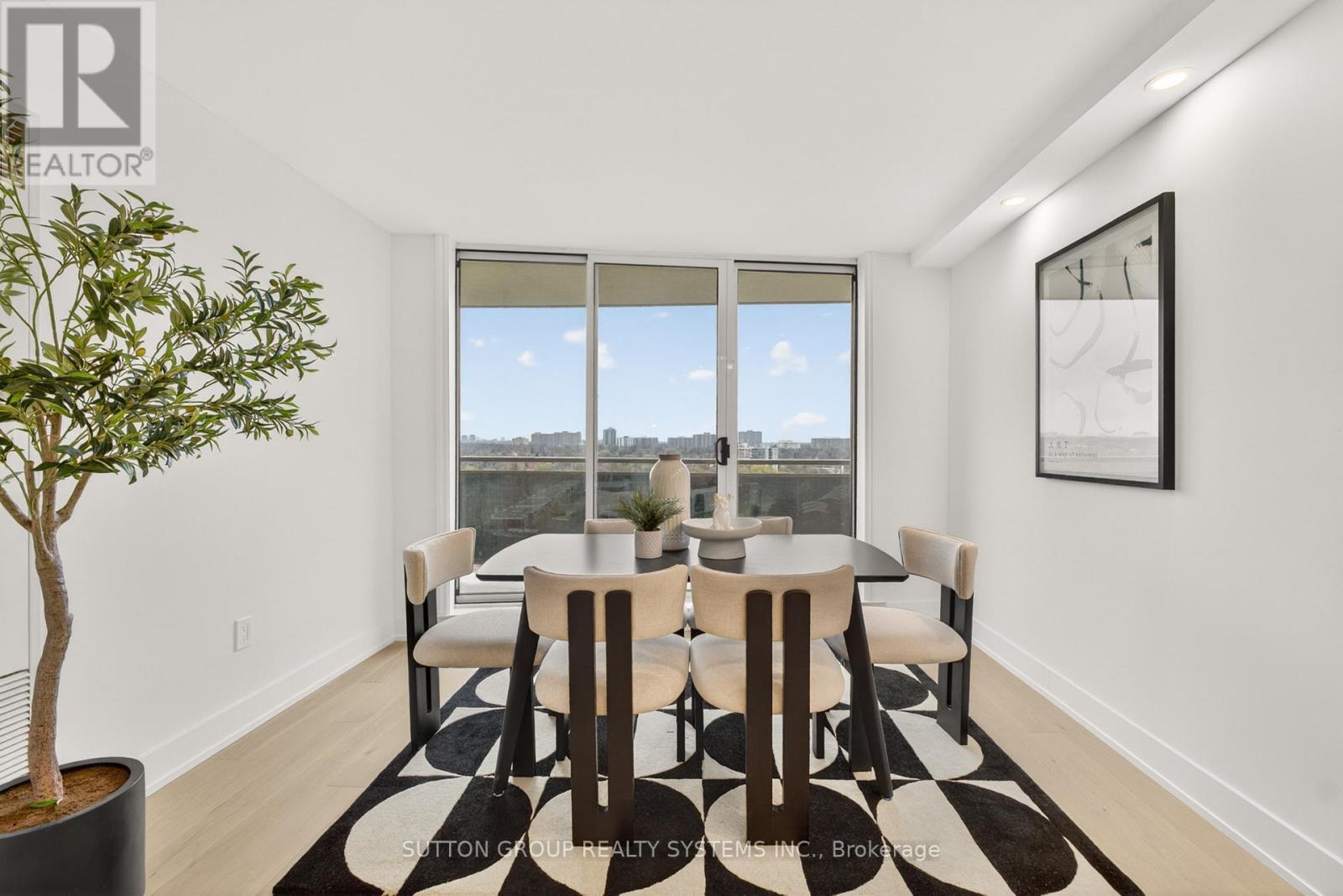 1409 - 820 Burnhamthorpe Road, Toronto (markland Wood), Ontario