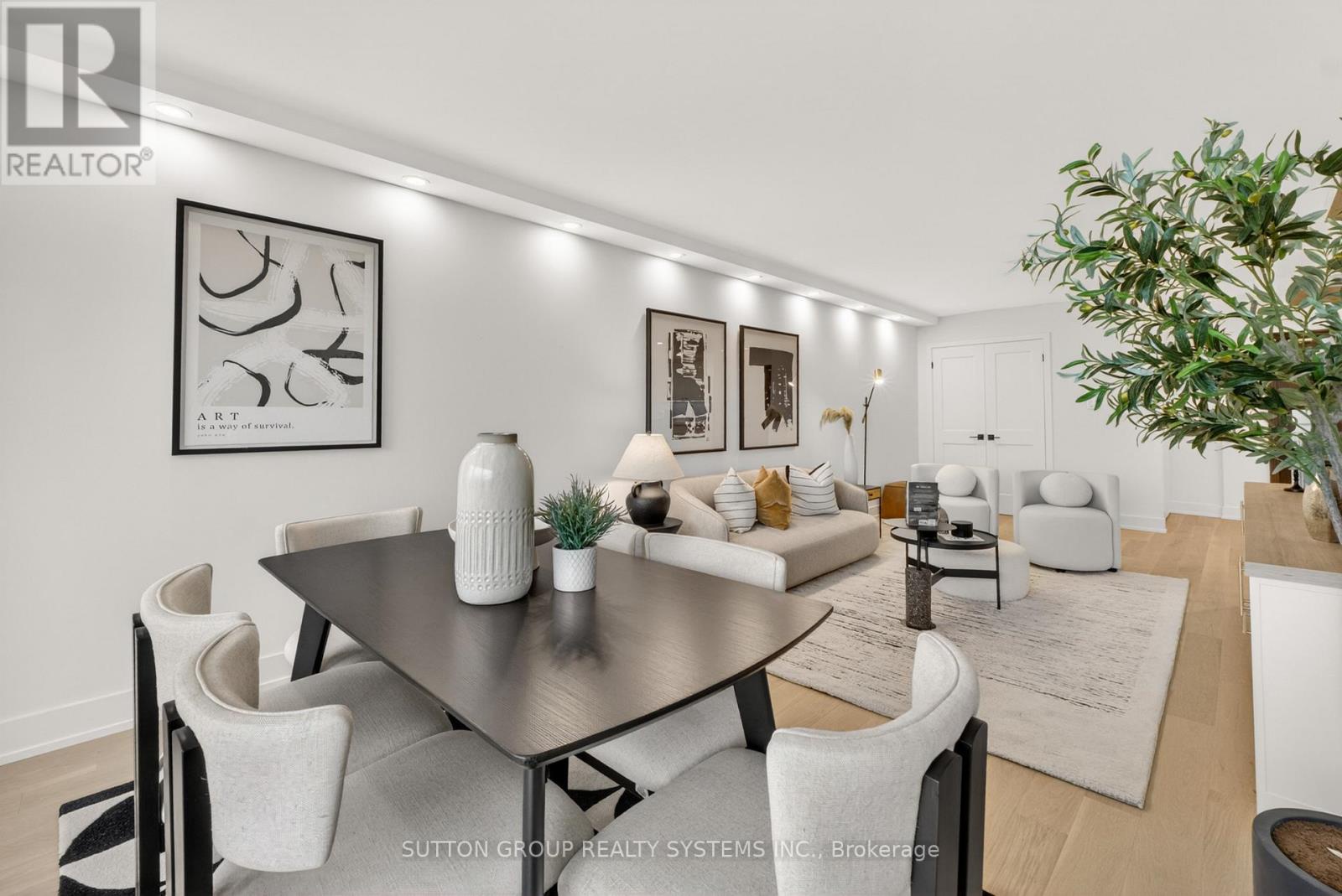 1409 - 820 Burnhamthorpe Road, Toronto (markland Wood), Ontario