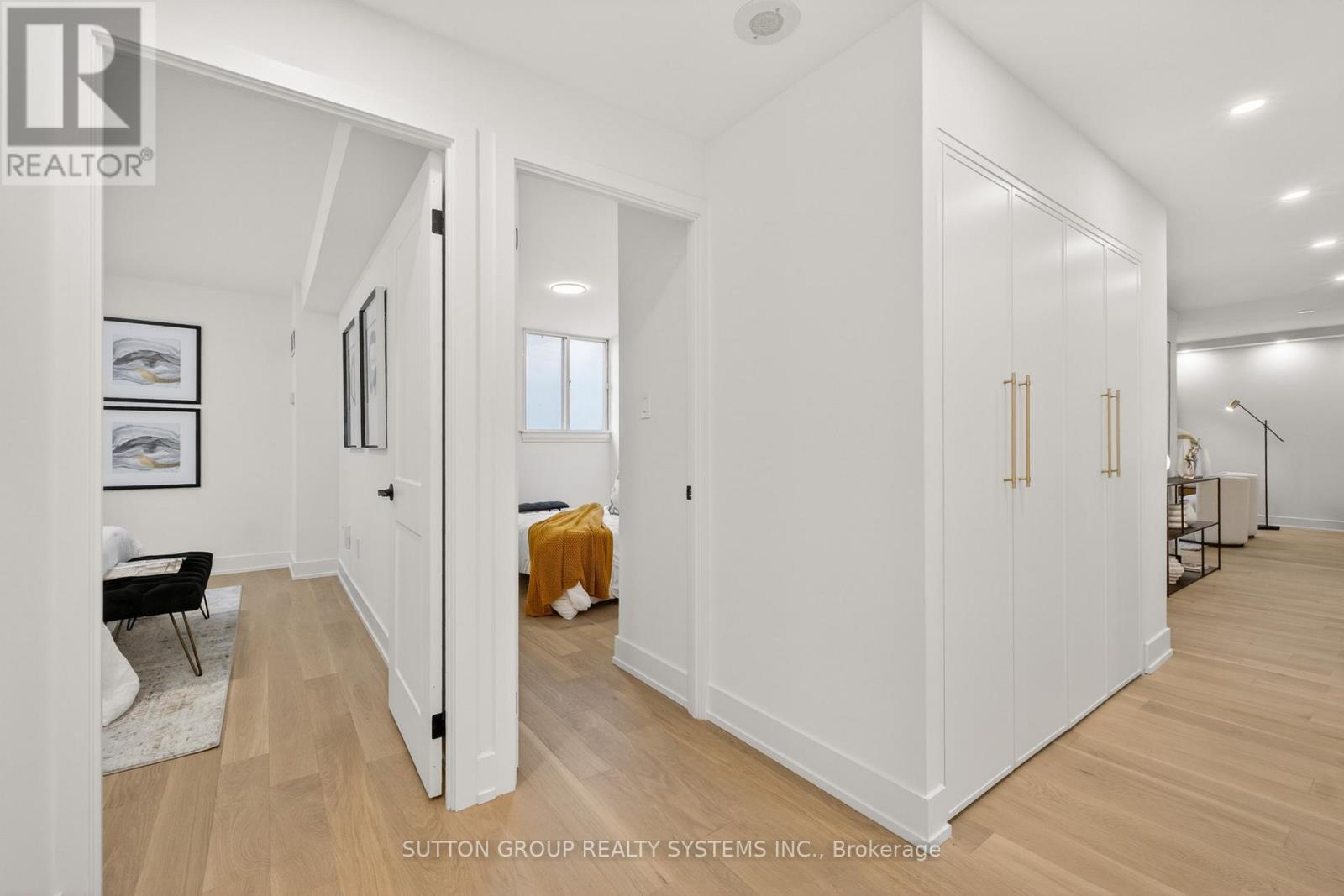 1409 - 820 Burnhamthorpe Road, Toronto (markland Wood), Ontario