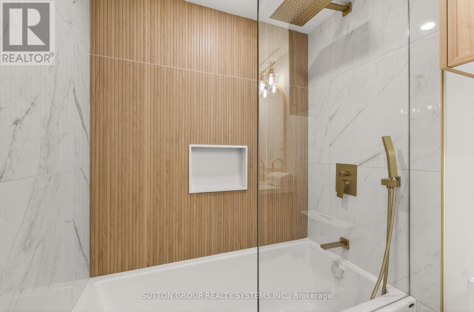 1409 - 820 Burnhamthorpe Road, Toronto (markland Wood), Ontario