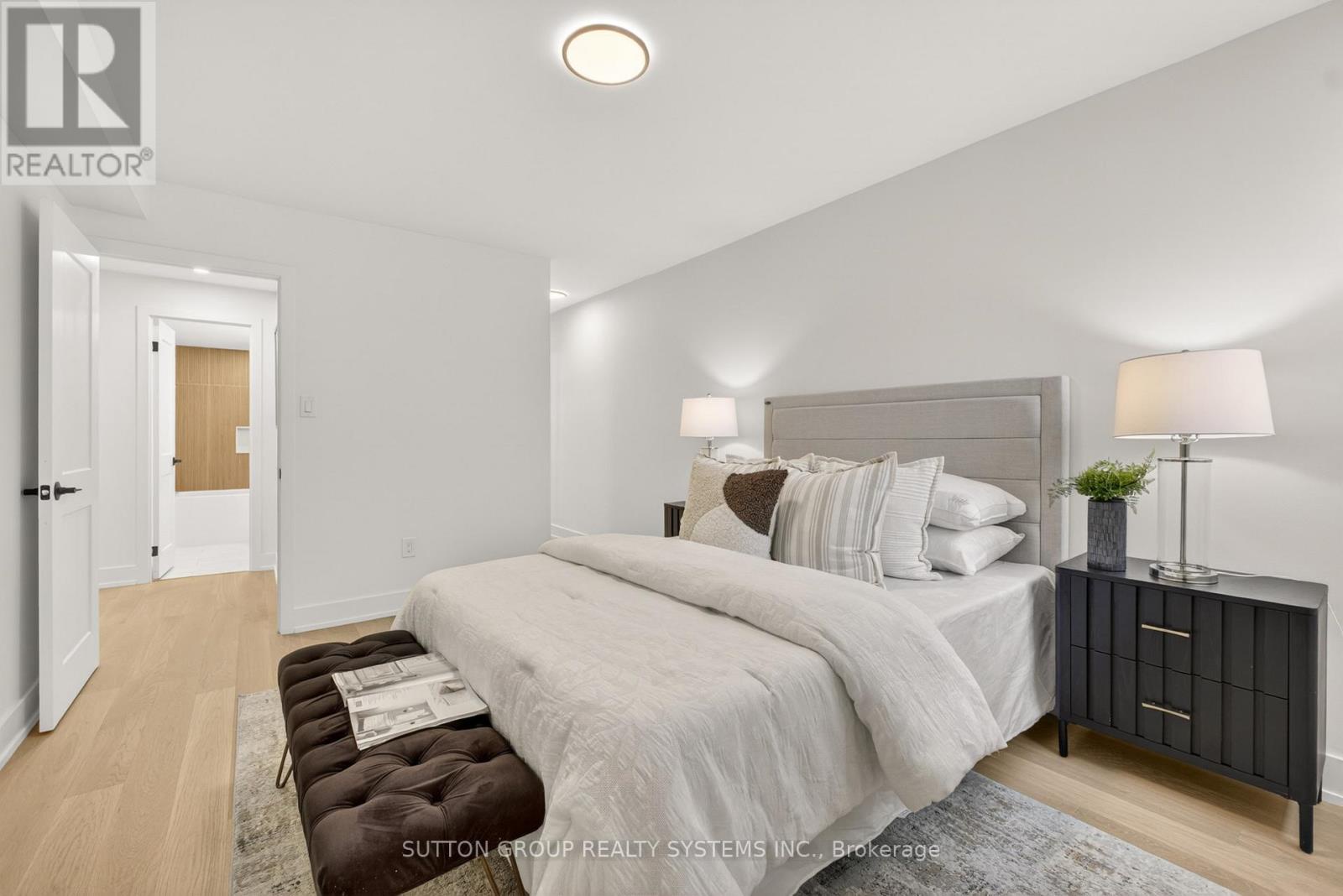 1409 - 820 Burnhamthorpe Road, Toronto (markland Wood), Ontario