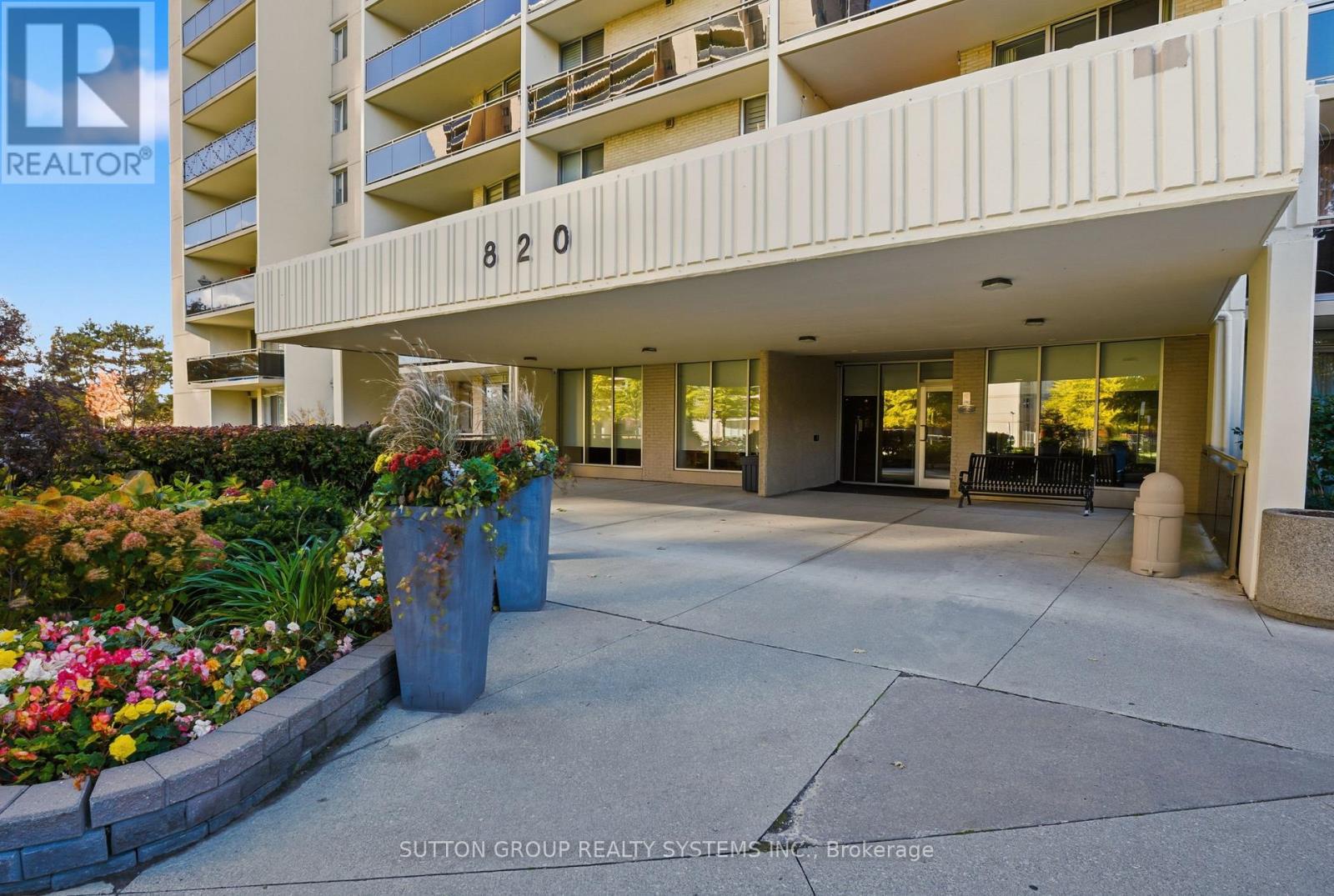 1409 - 820 Burnhamthorpe Road, Toronto (markland Wood), Ontario