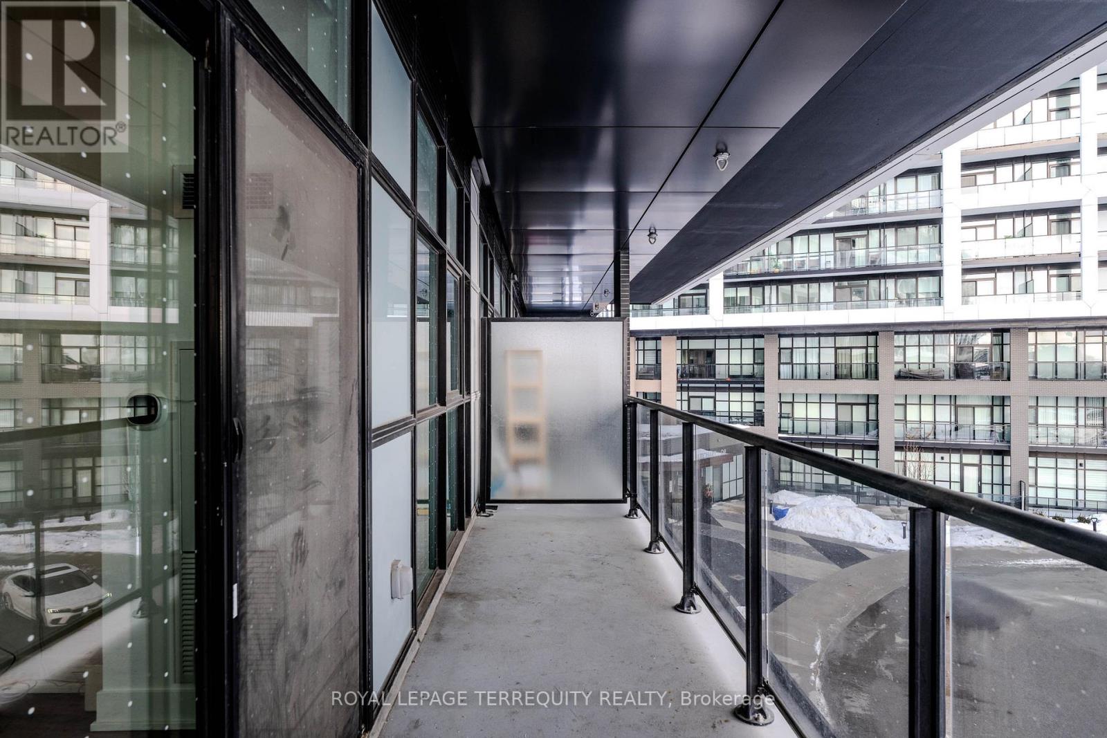 326 - 50 George Butchart Drive, Toronto (downsview-roding-cfb), Ontario