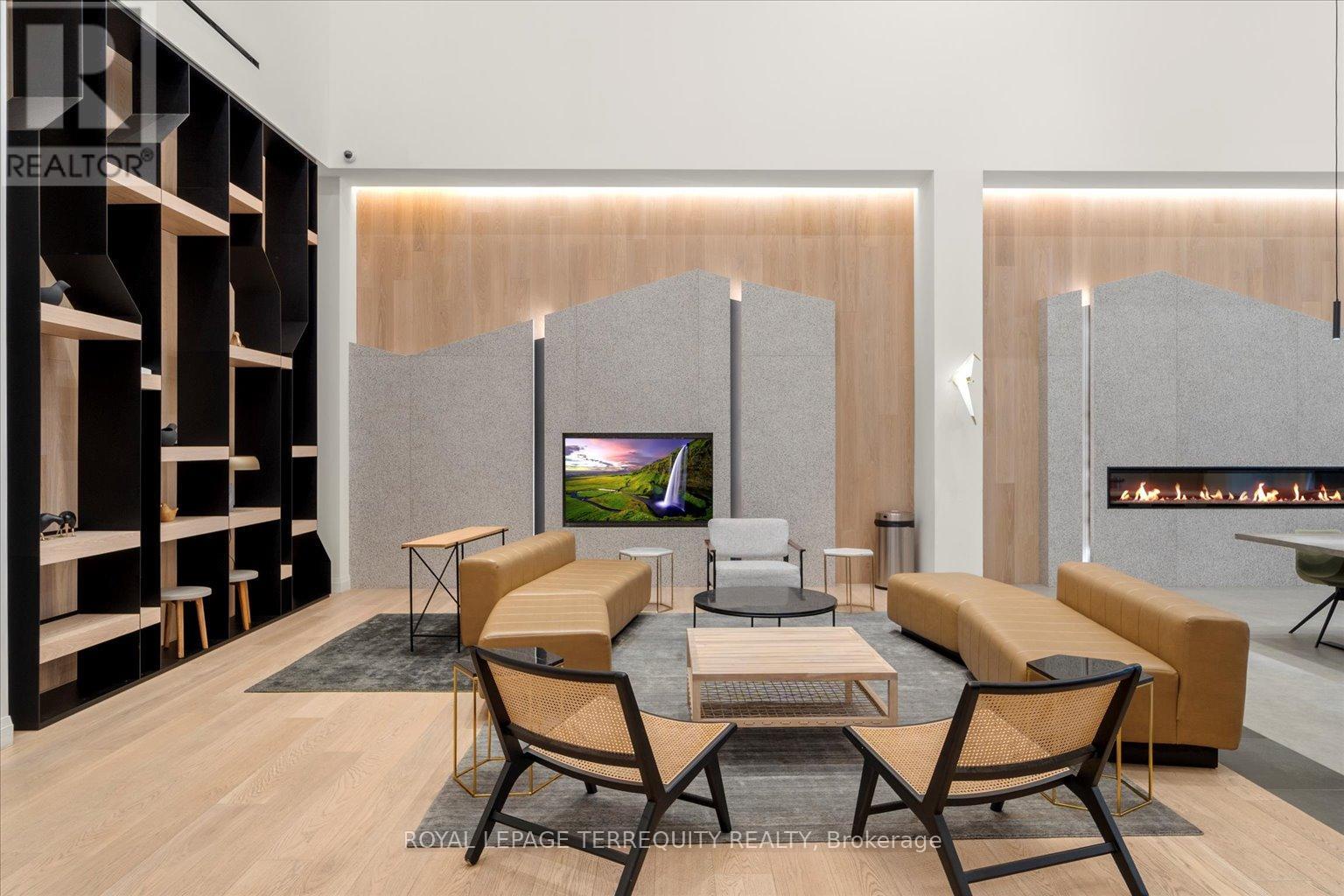 326 - 50 George Butchart Drive, Toronto (downsview-roding-cfb), Ontario