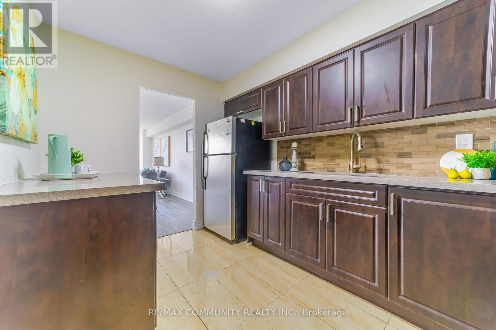 511 - 3380 Eglinton Avenue E, Toronto (scarborough Village), Ontario