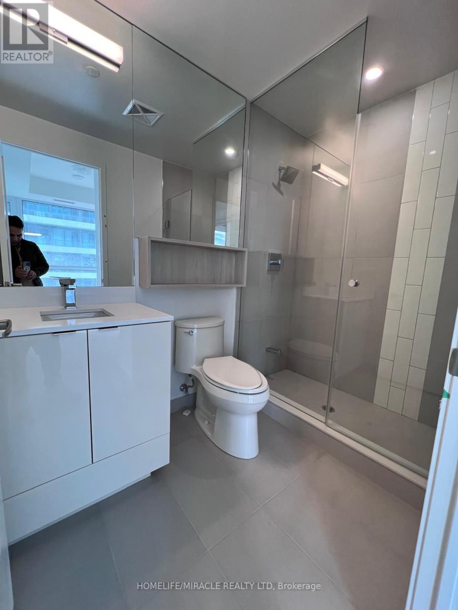 2423 - 135 Lower Sherbourne Street, Toronto (moss Park), Ontario