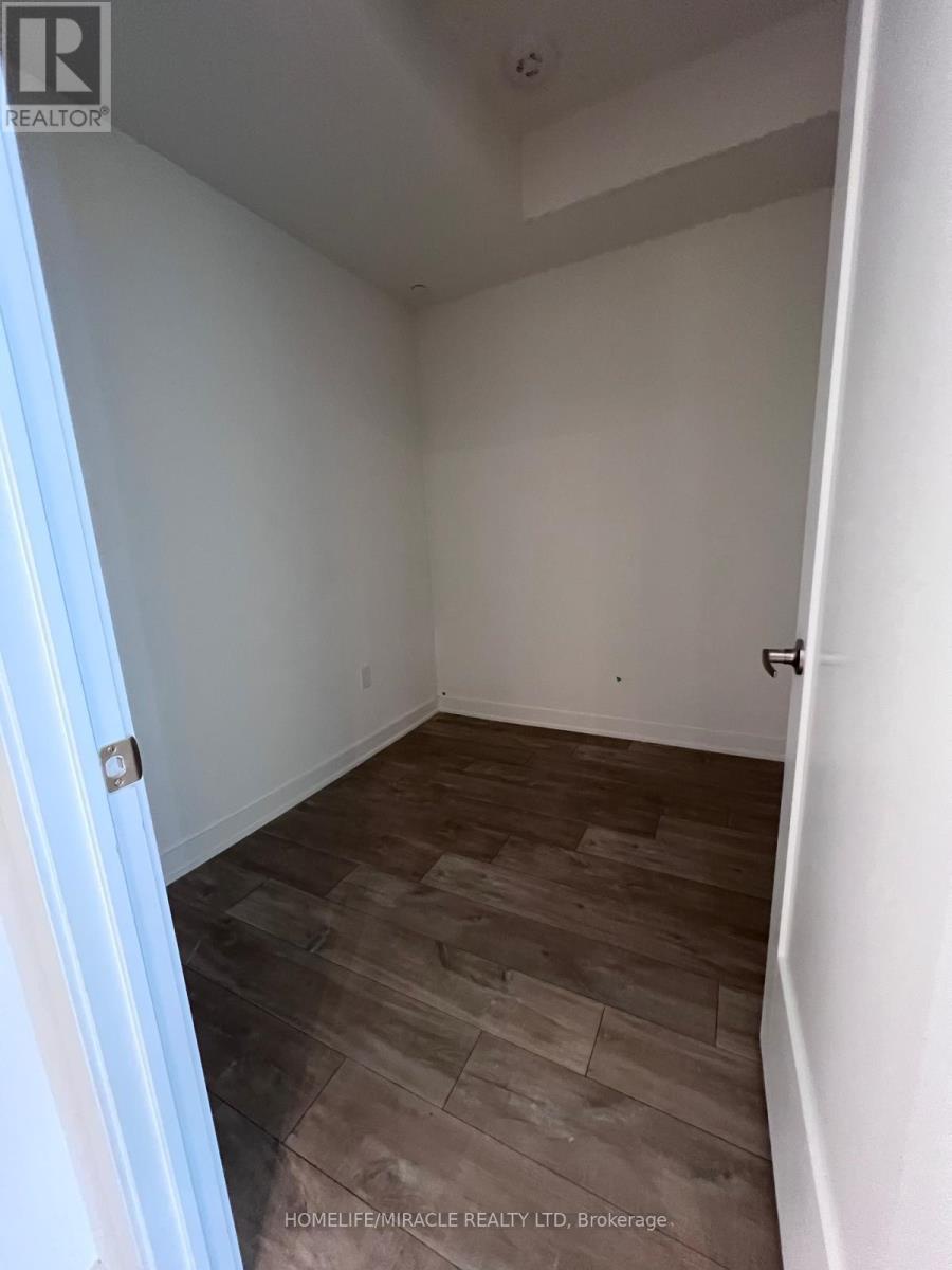 2423 - 135 Lower Sherbourne Street, Toronto (moss Park), Ontario