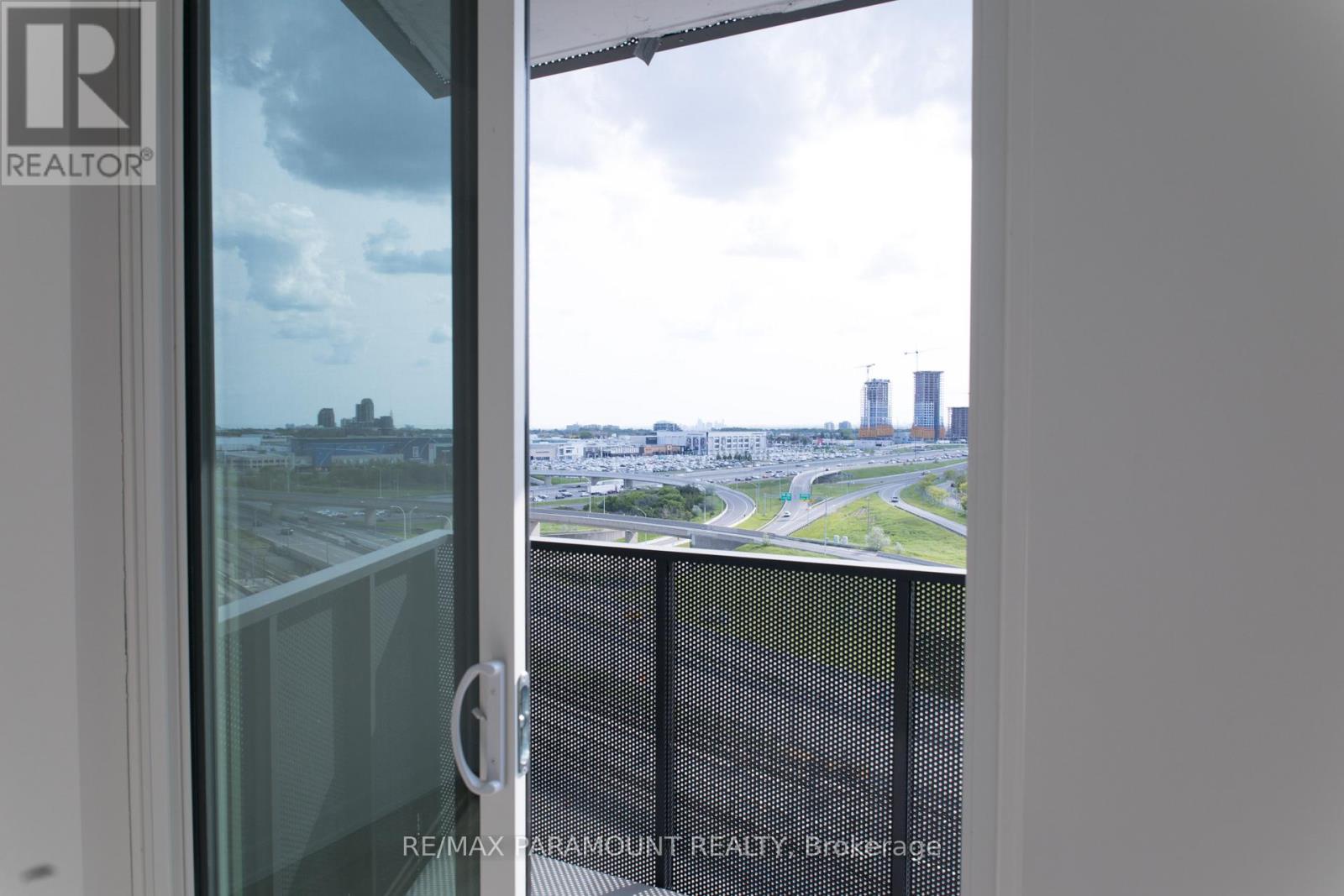 1111 - 30 Tretti Way, Toronto (clanton Park), Ontario