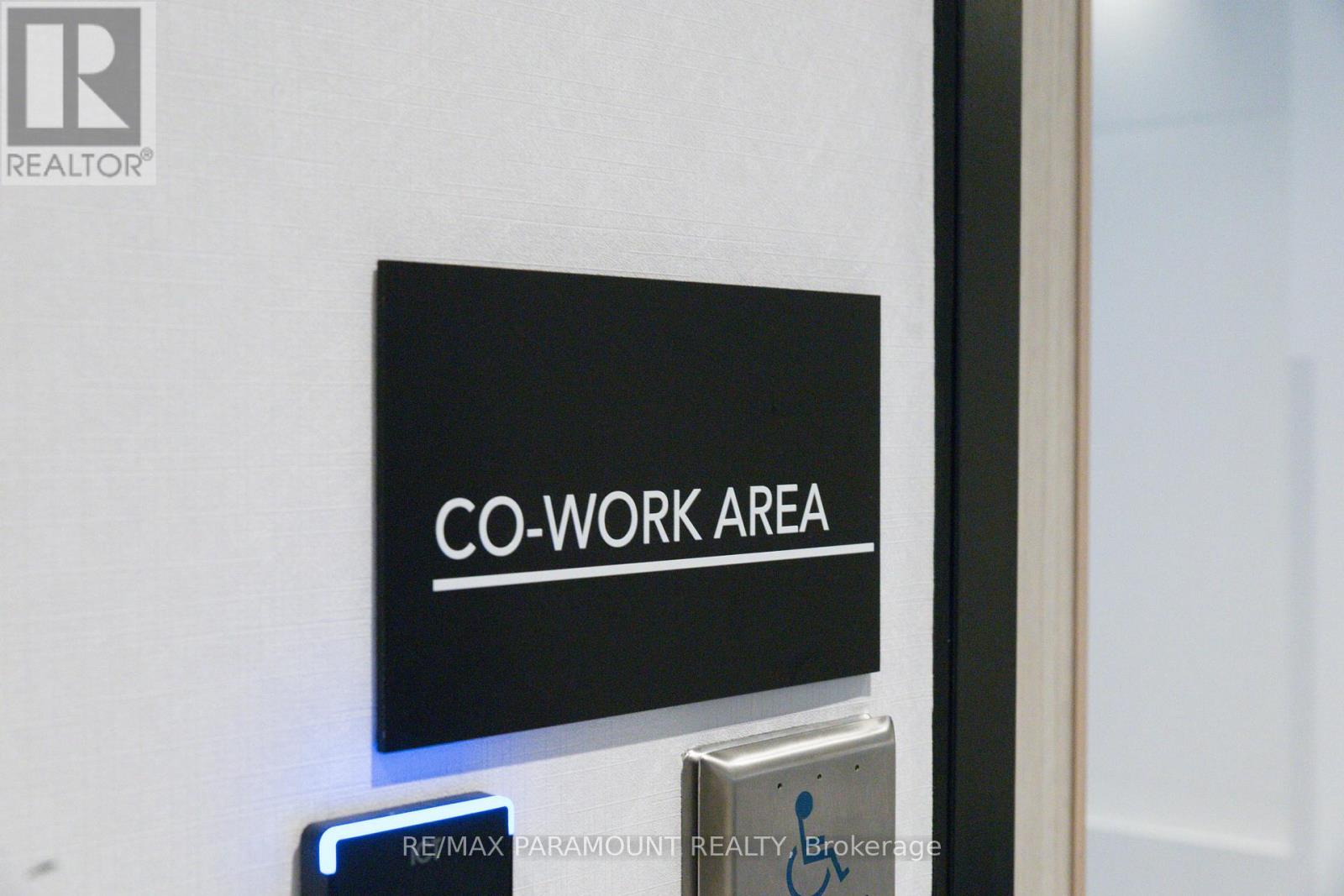 1111 - 30 Tretti Way, Toronto (clanton Park), Ontario