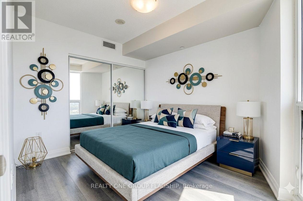 2405 - 9 Valhalla Inn Road, Toronto (islington-city Centre West), Ontario